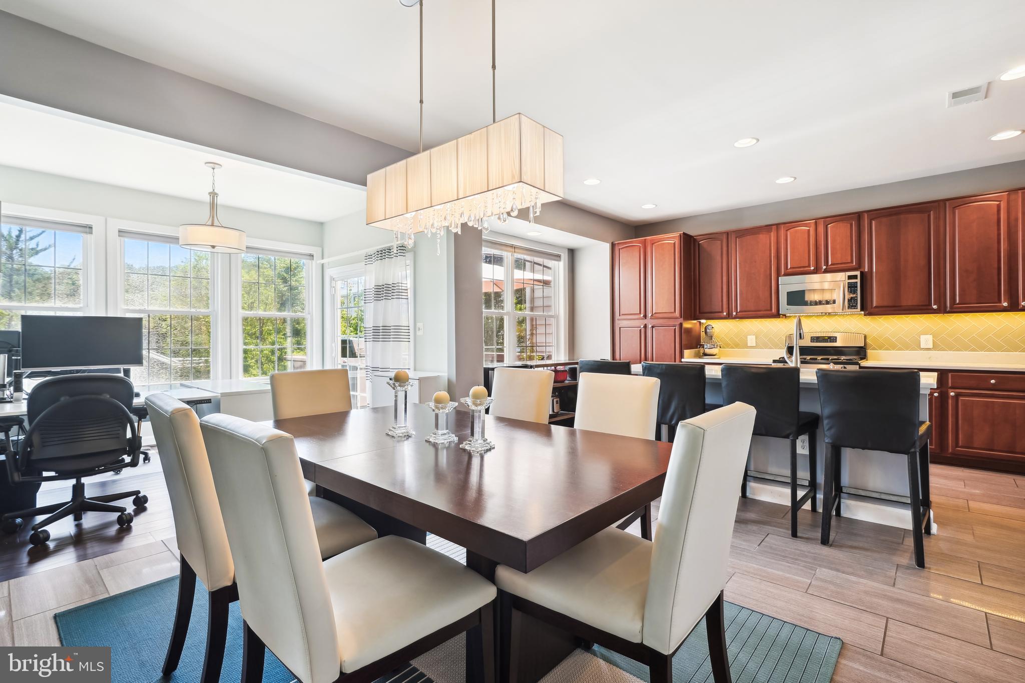 WILLOW OAKS AT FAIR LAKES - Residential