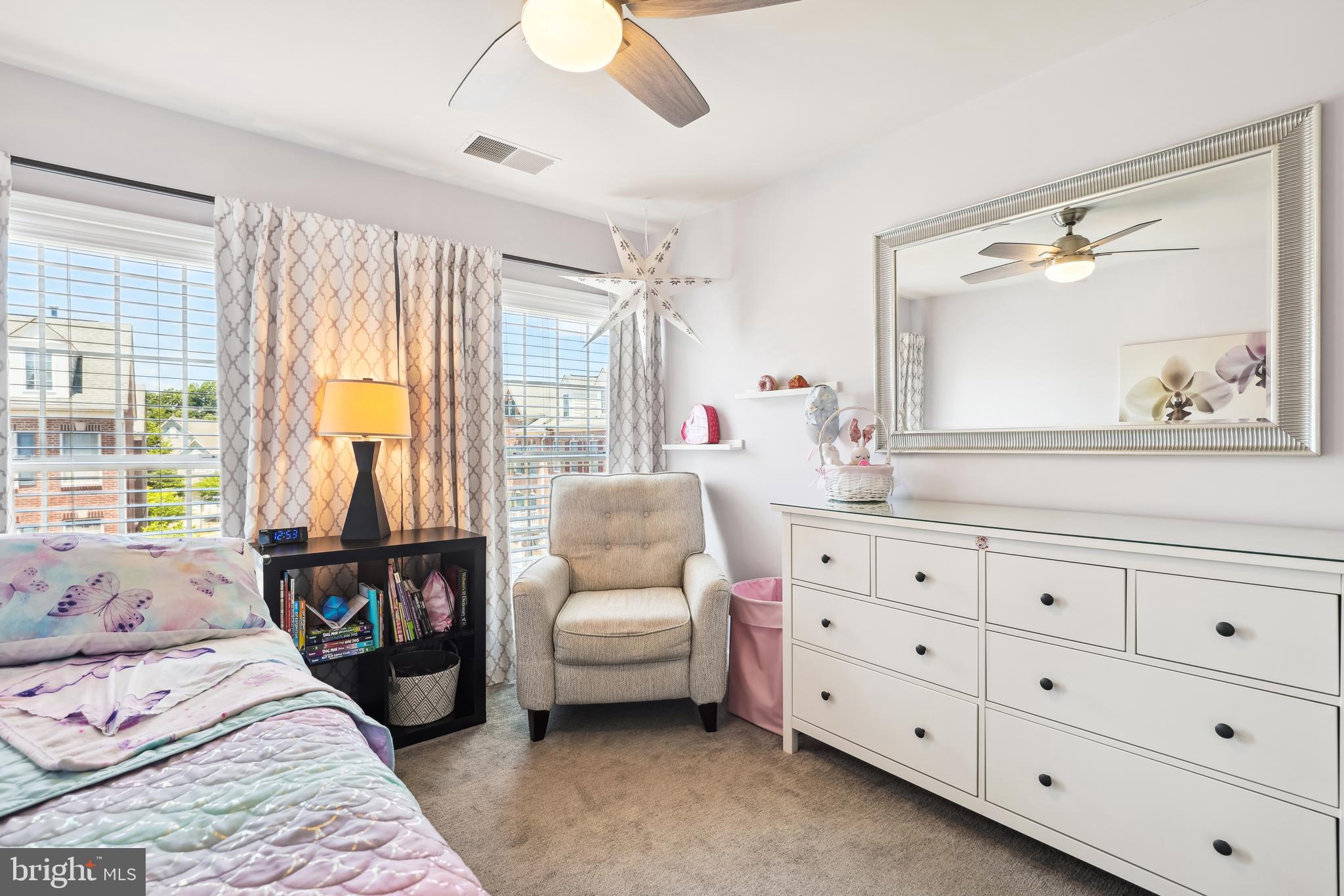 WILLOW OAKS AT FAIR LAKES - Residential