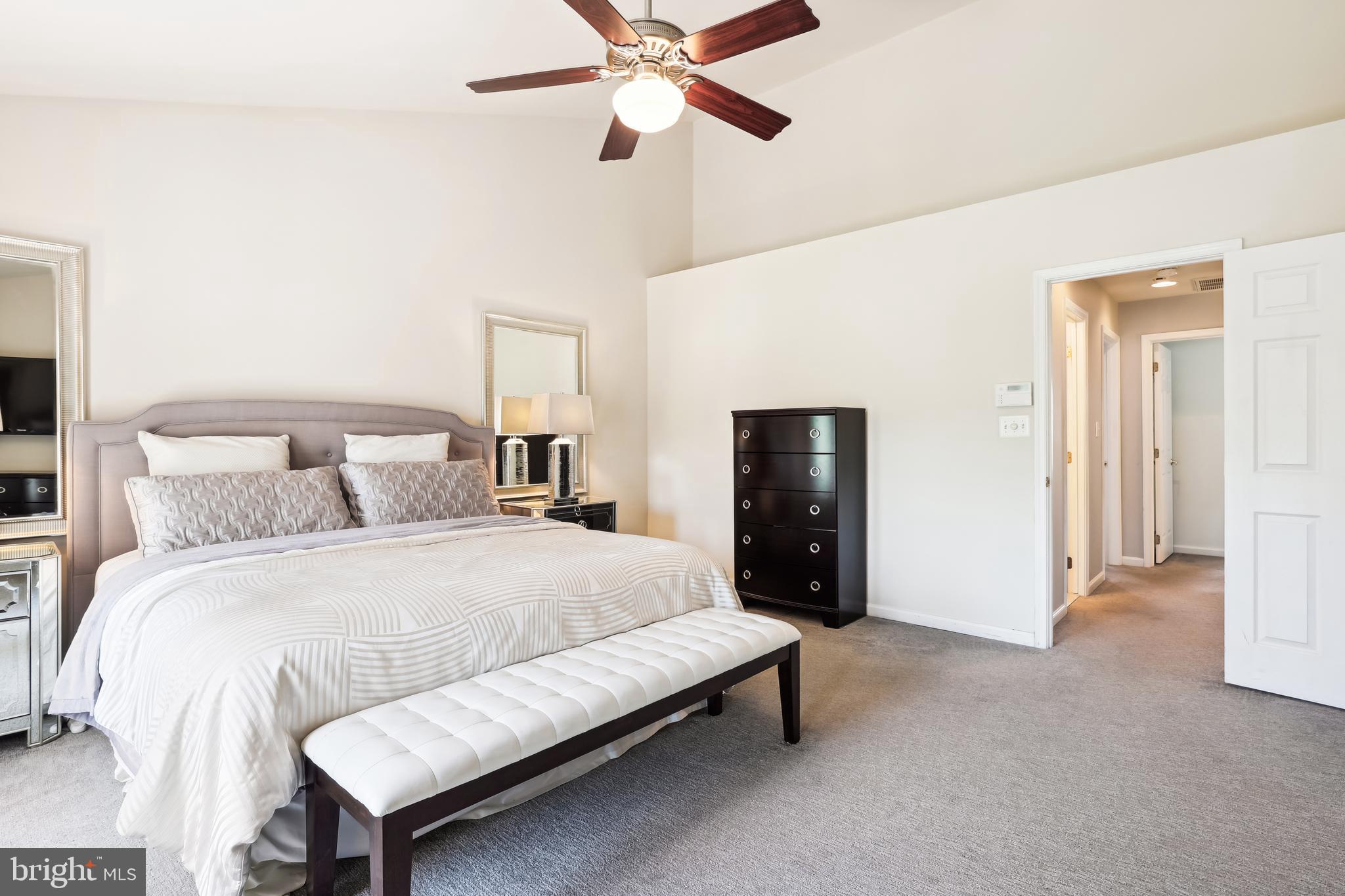 WILLOW OAKS AT FAIR LAKES - Residential