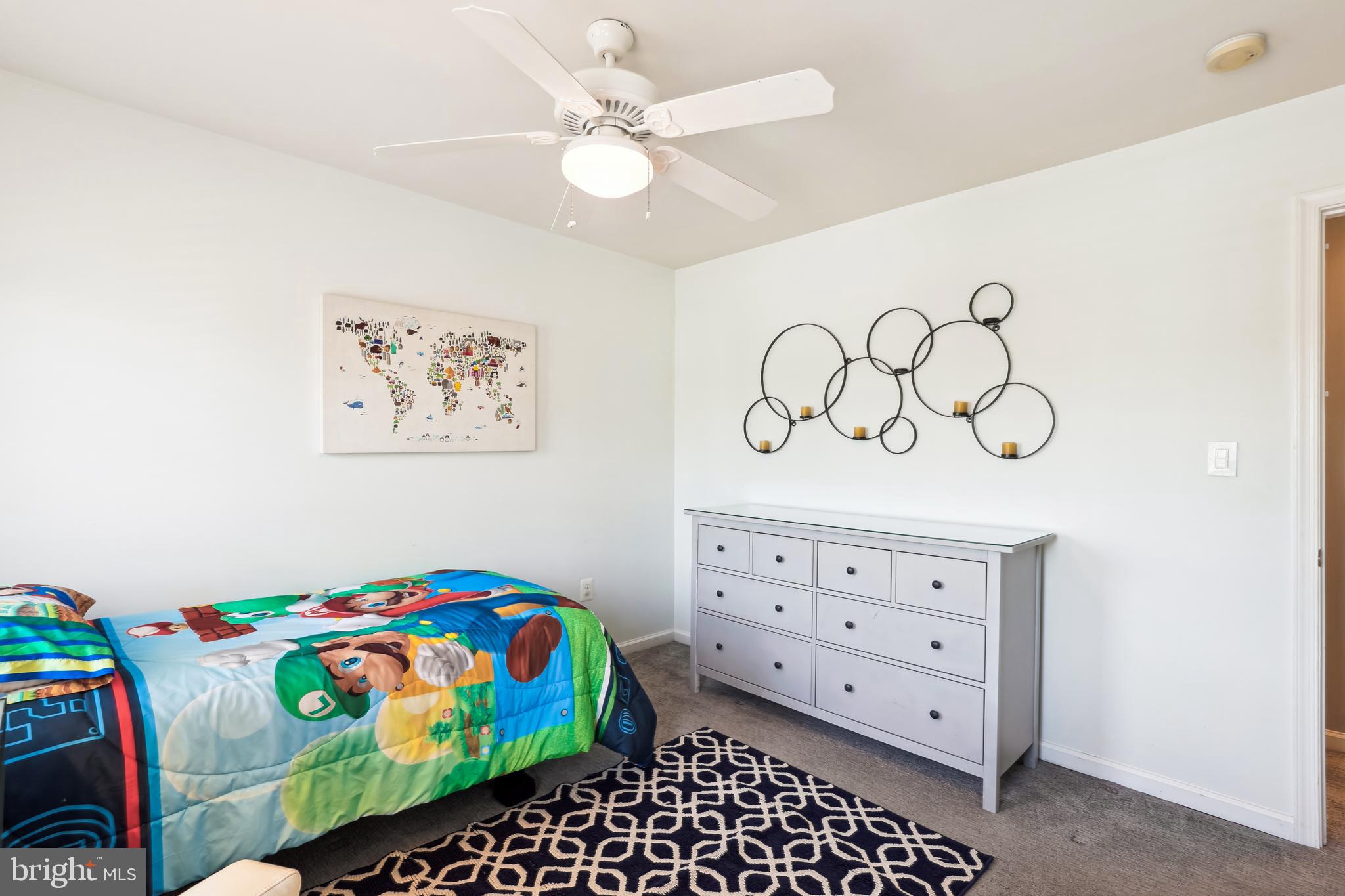 WILLOW OAKS AT FAIR LAKES - Residential