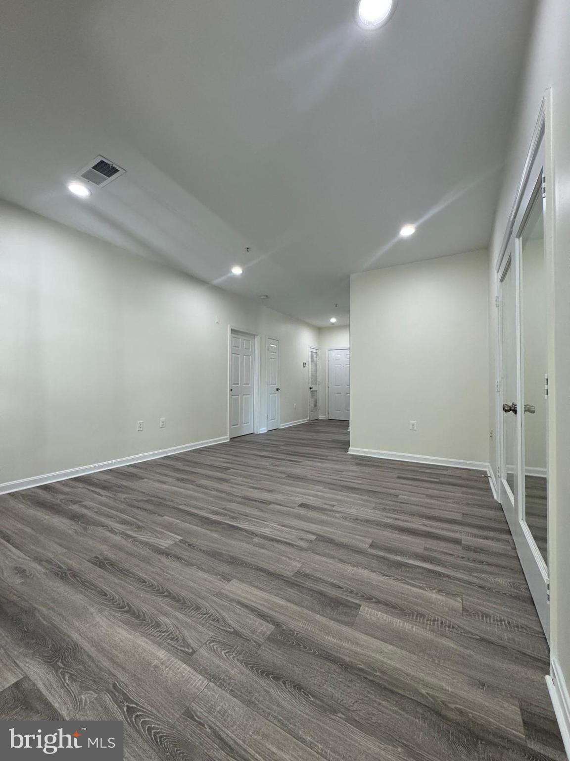 15607 EVERGLADE LANE B203
