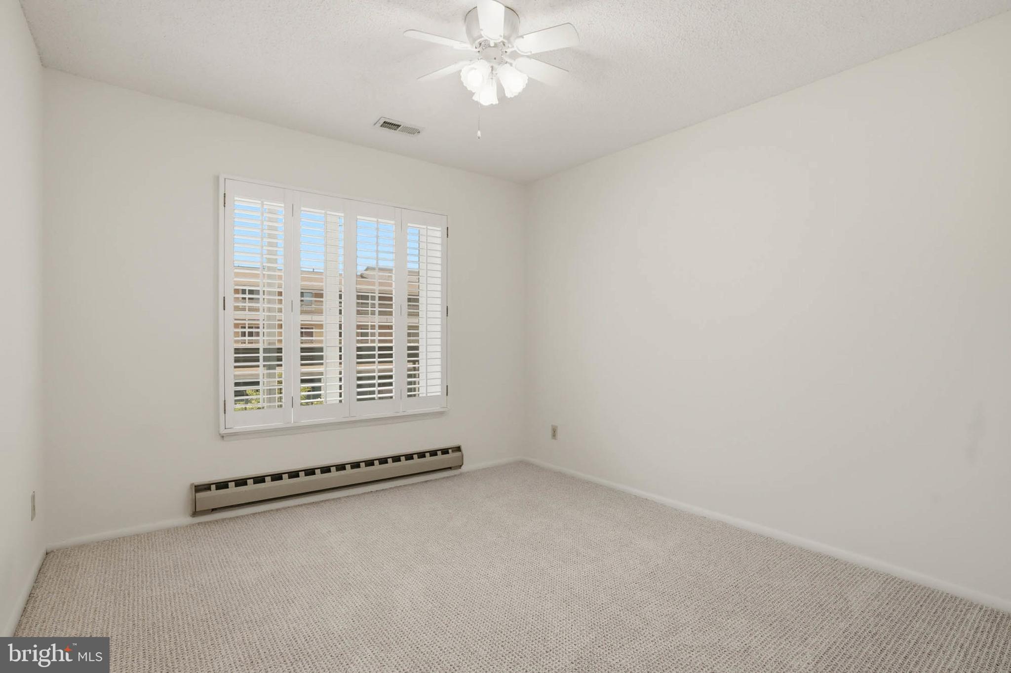 ROSSMOOR MUTUAL #14 - Residential