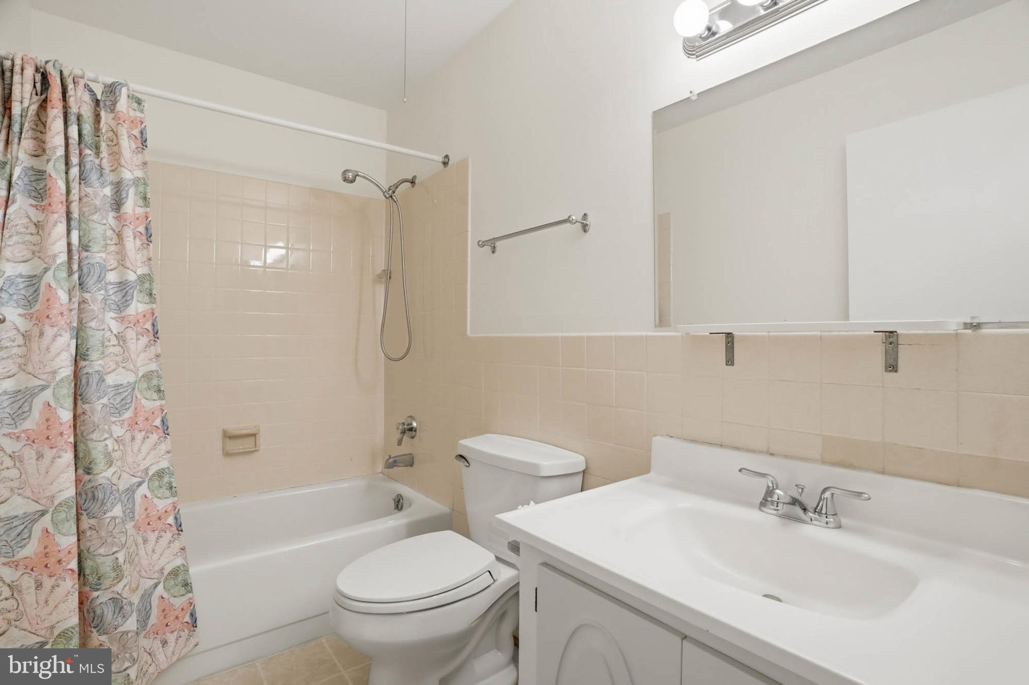 ROSSMOOR MUTUAL #14 - Residential