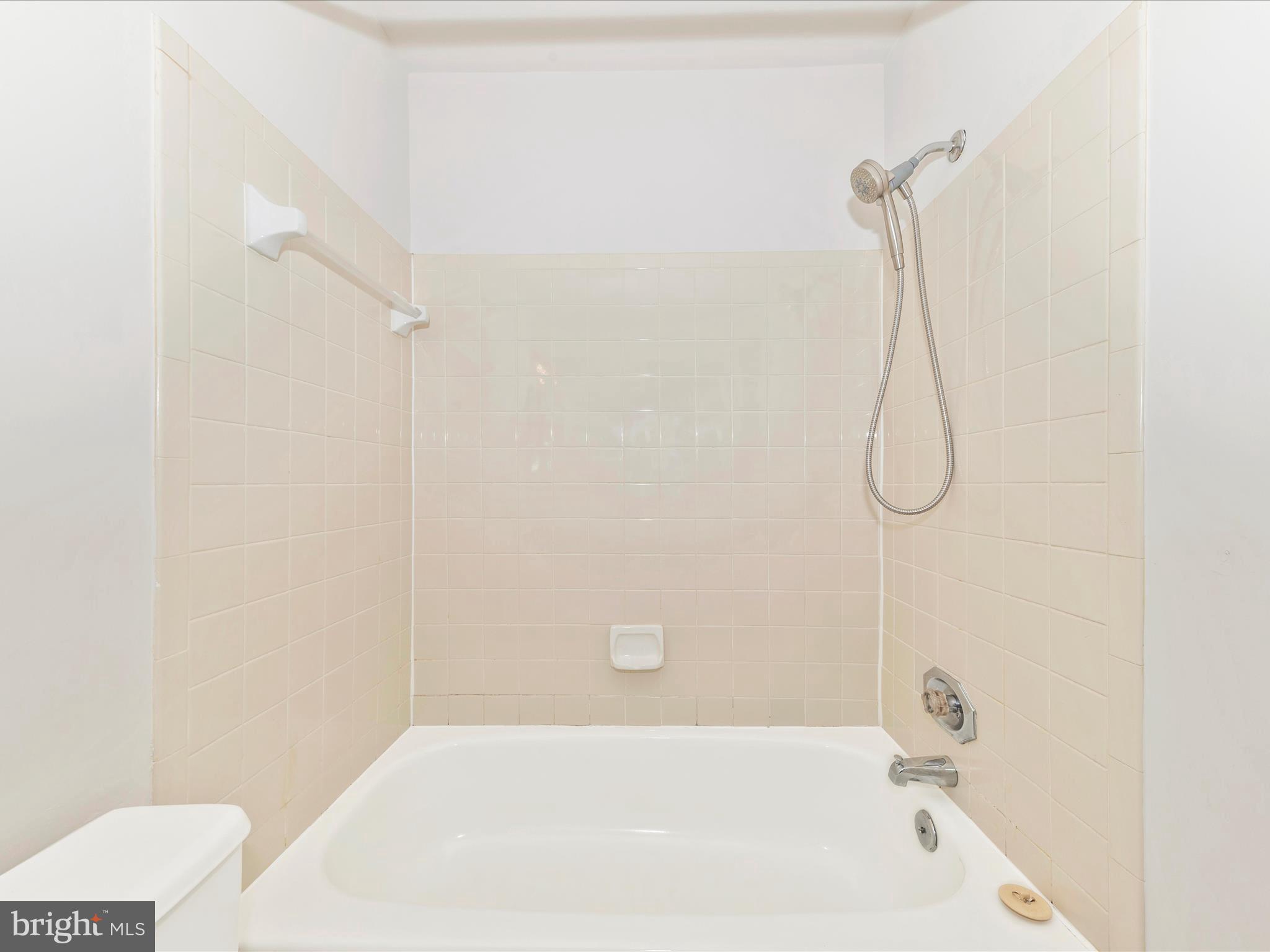 WATERS HOUSE - Residential