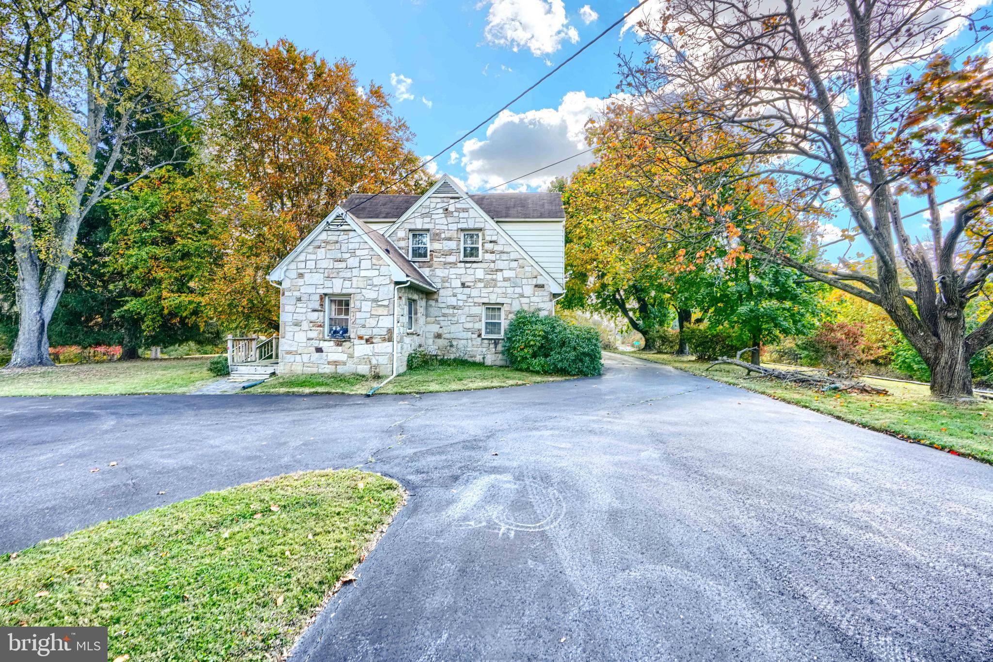 1817 ROCK SPRING ROAD