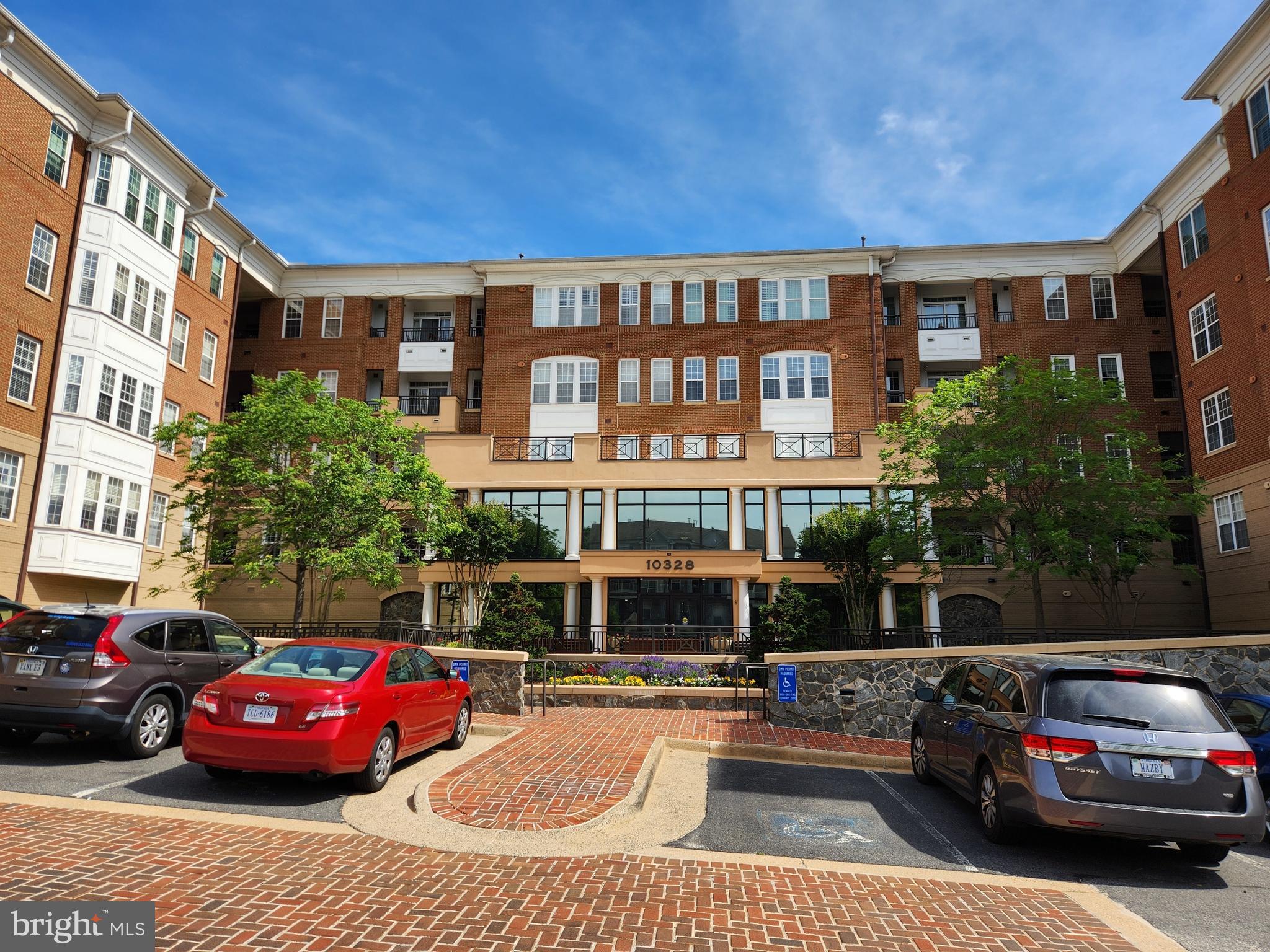 PROVIDENCE SQUARE - Residential