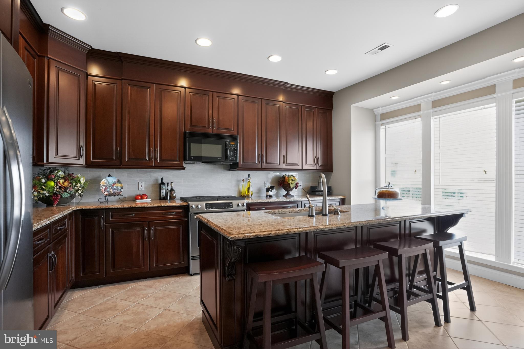 DOYLESTOWN STATION - Residential