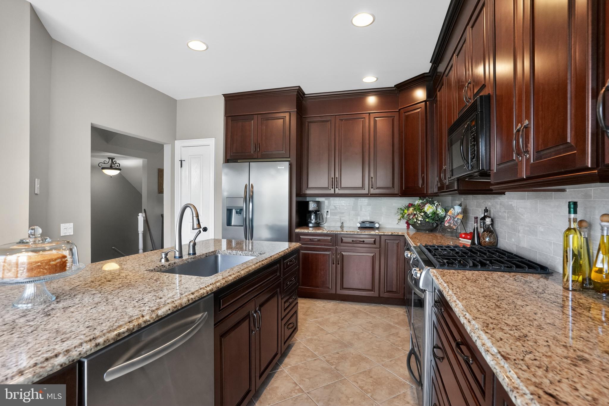 DOYLESTOWN STATION - Residential