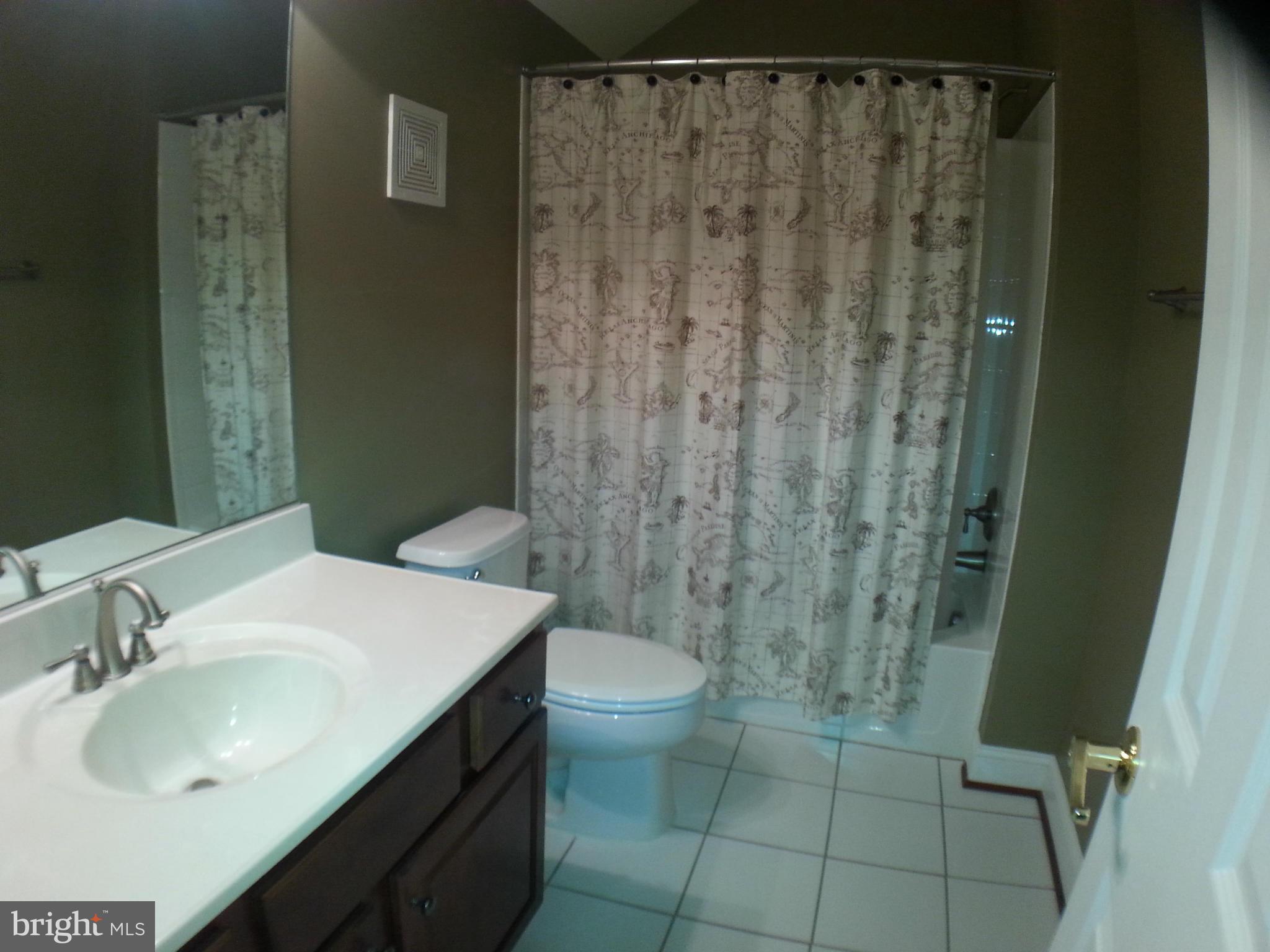 FAIRFAX GATEWAY - Residential Lease