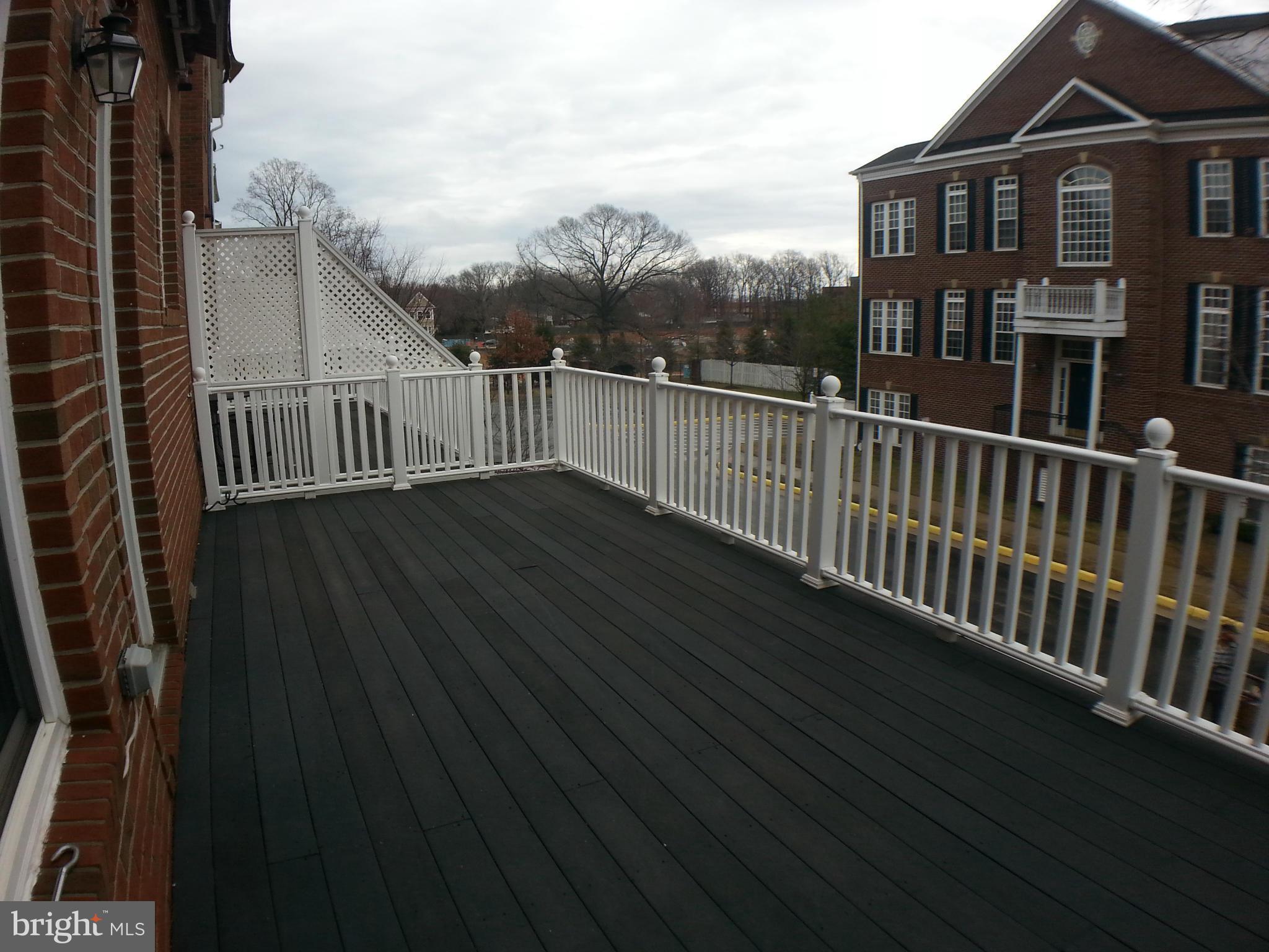 FAIRFAX GATEWAY - Residential Lease