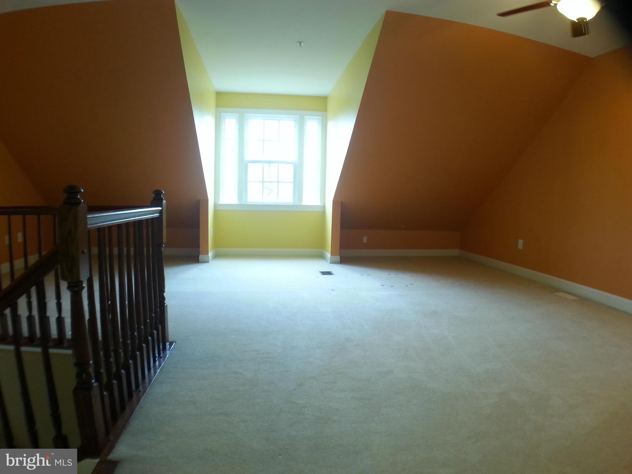 FAIRFAX GATEWAY - Residential Lease