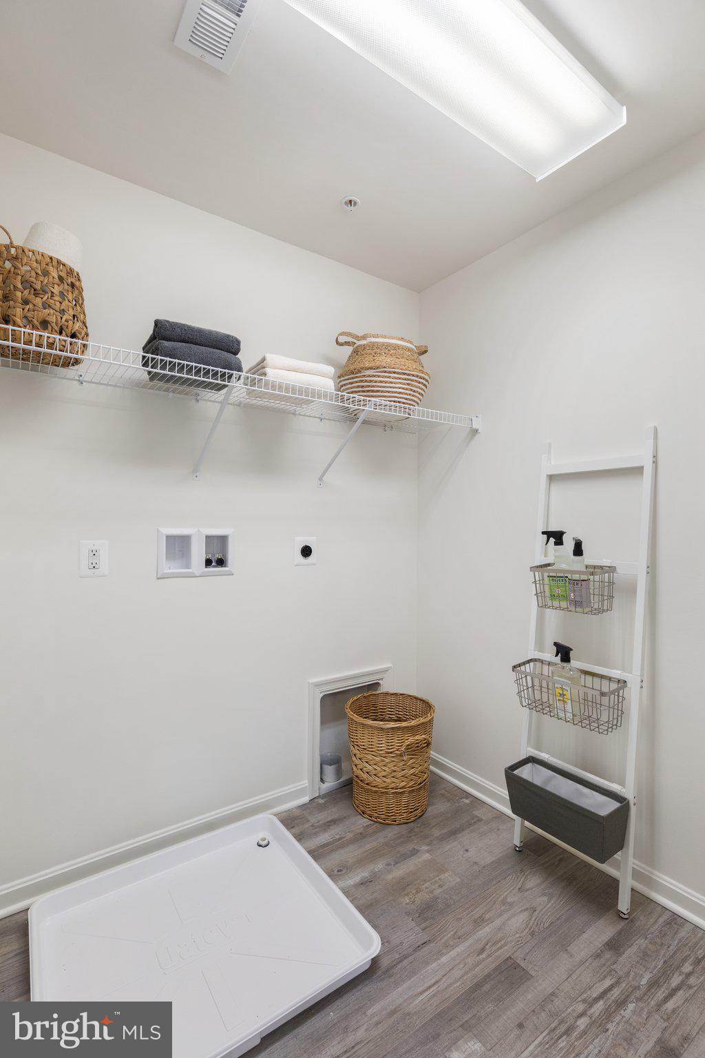 LIBERTY GROVE - Residential