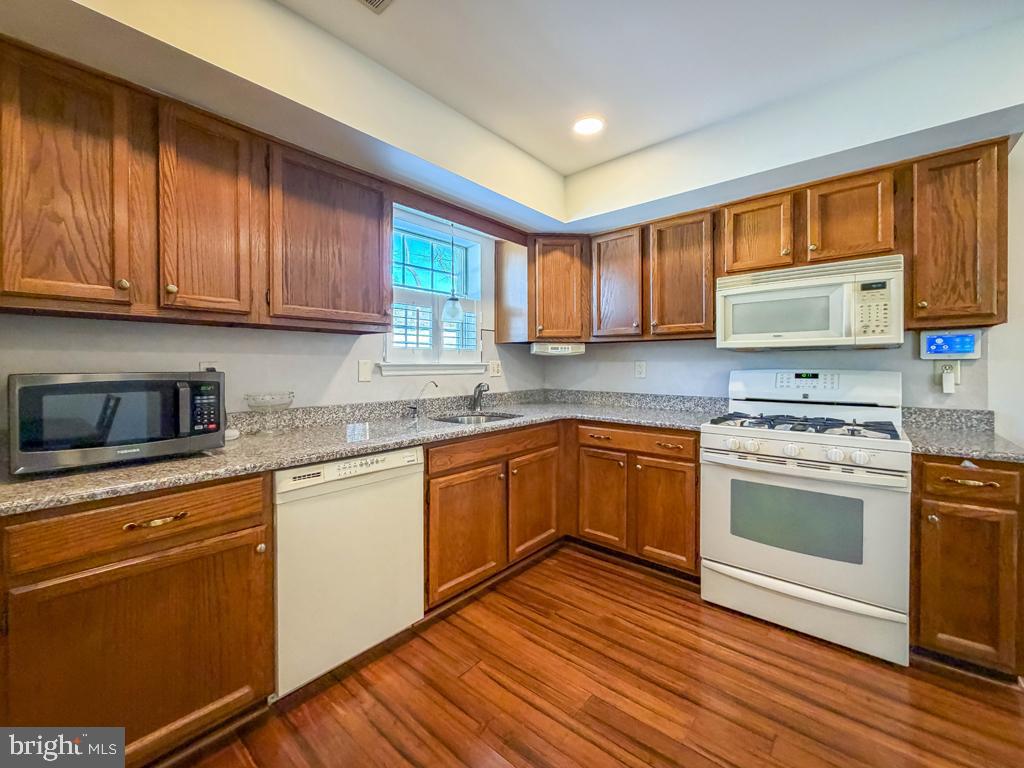 NORRITON WOODS - Residential