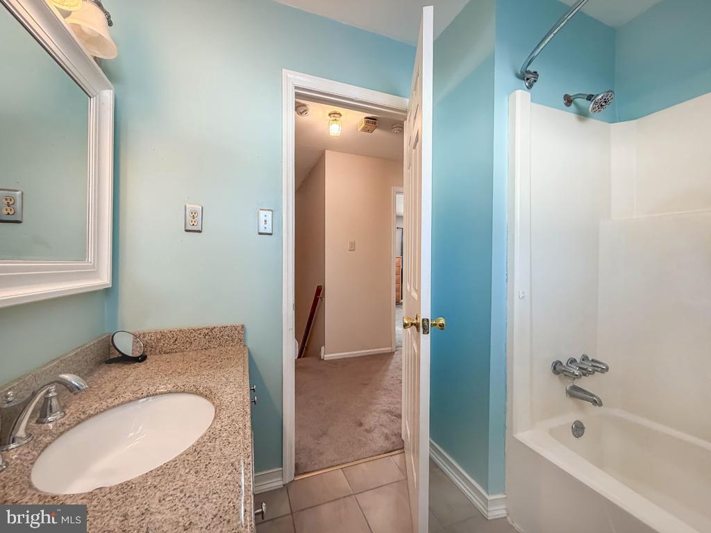 NORRITON WOODS - Residential