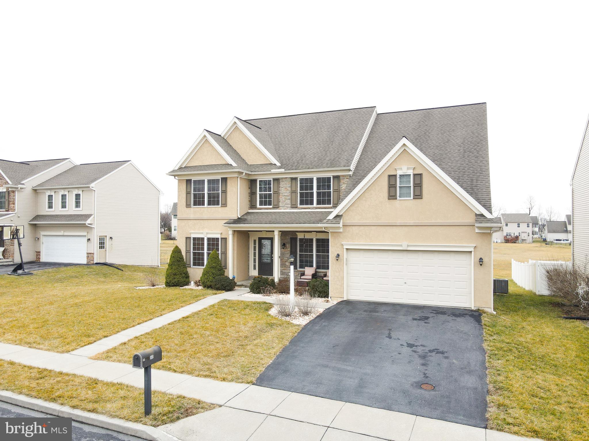 HAMLET SQUARE - Residential