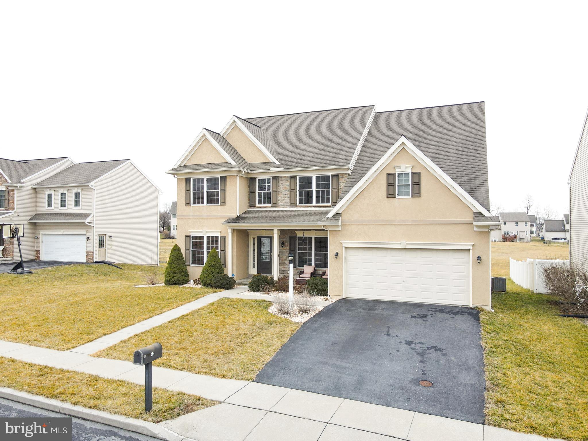 HAMLET SQUARE - Residential