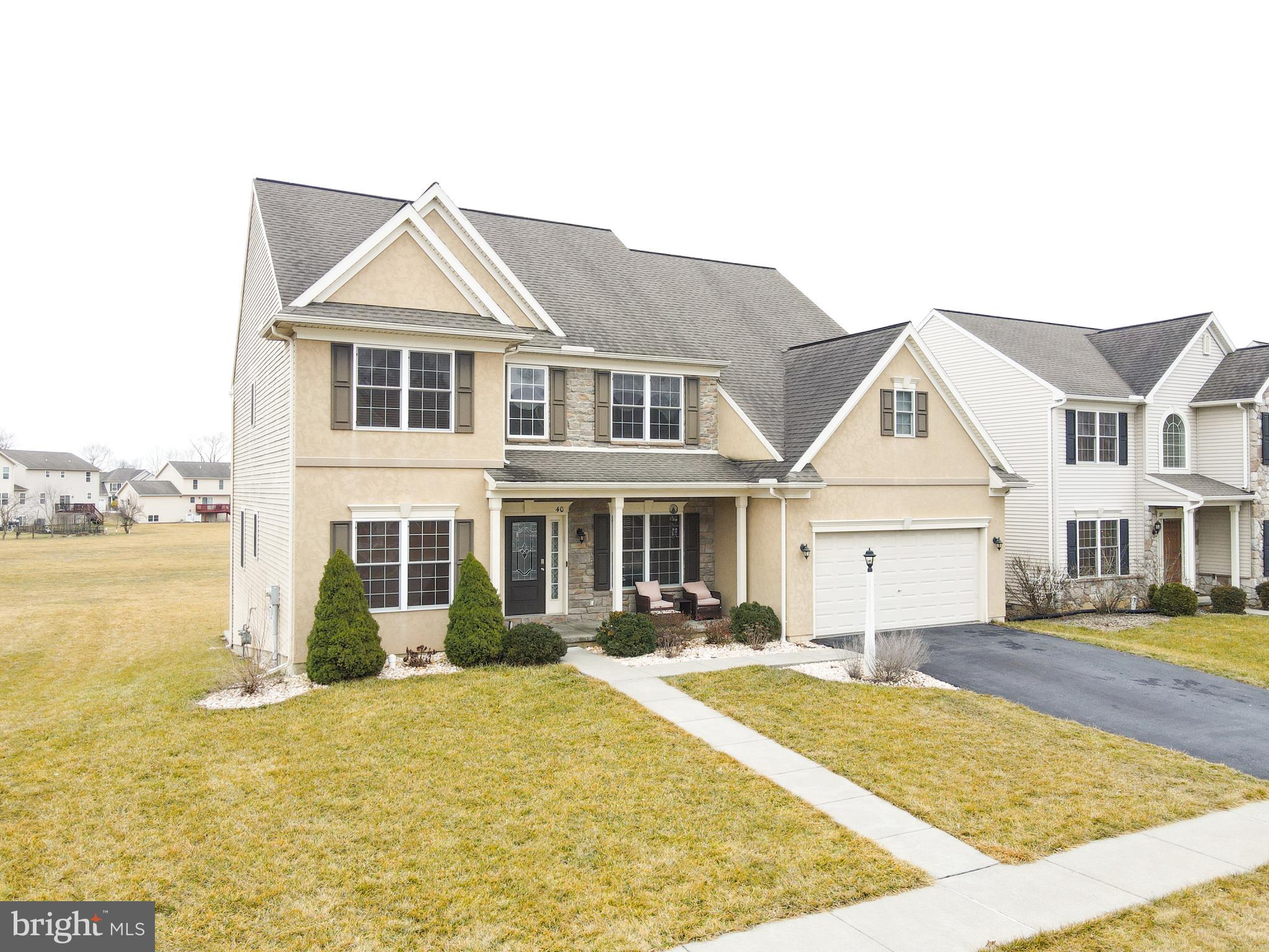 HAMLET SQUARE - Residential