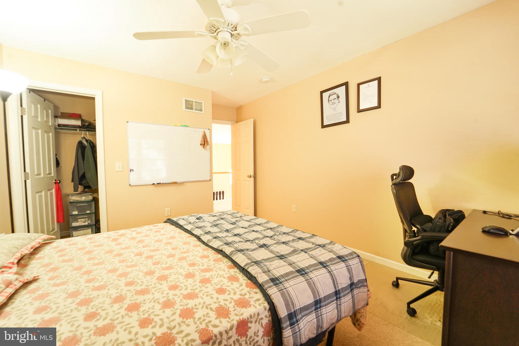 HAMLET SQUARE - Residential