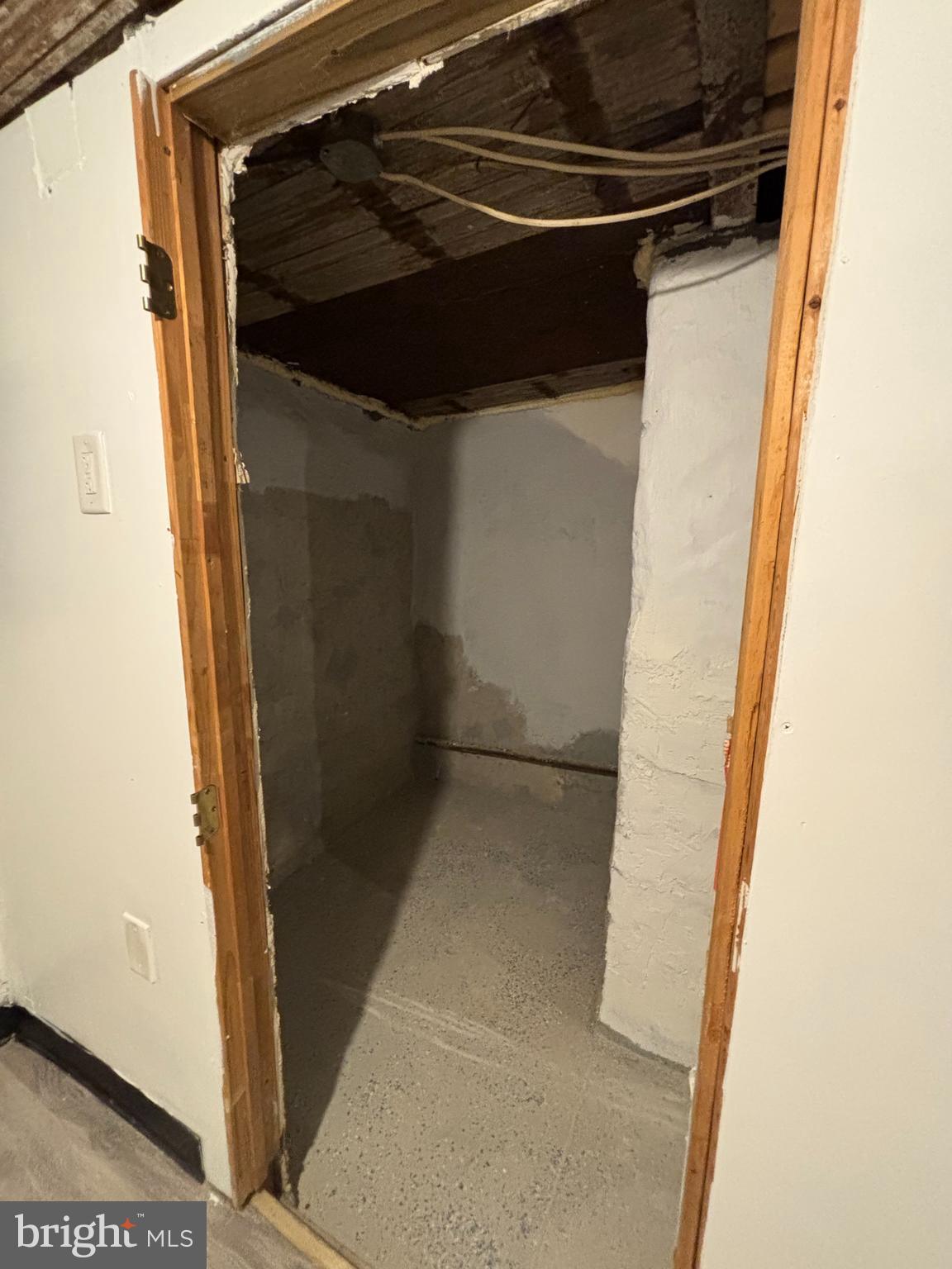 ALLEGHENY WEST - Residential