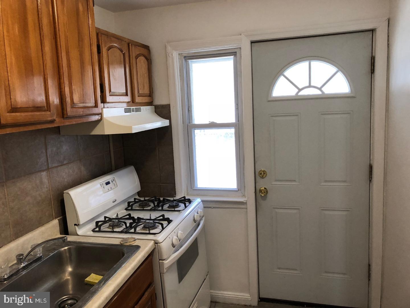 PHILADELPHIA (SOUTHWEST) - Residential