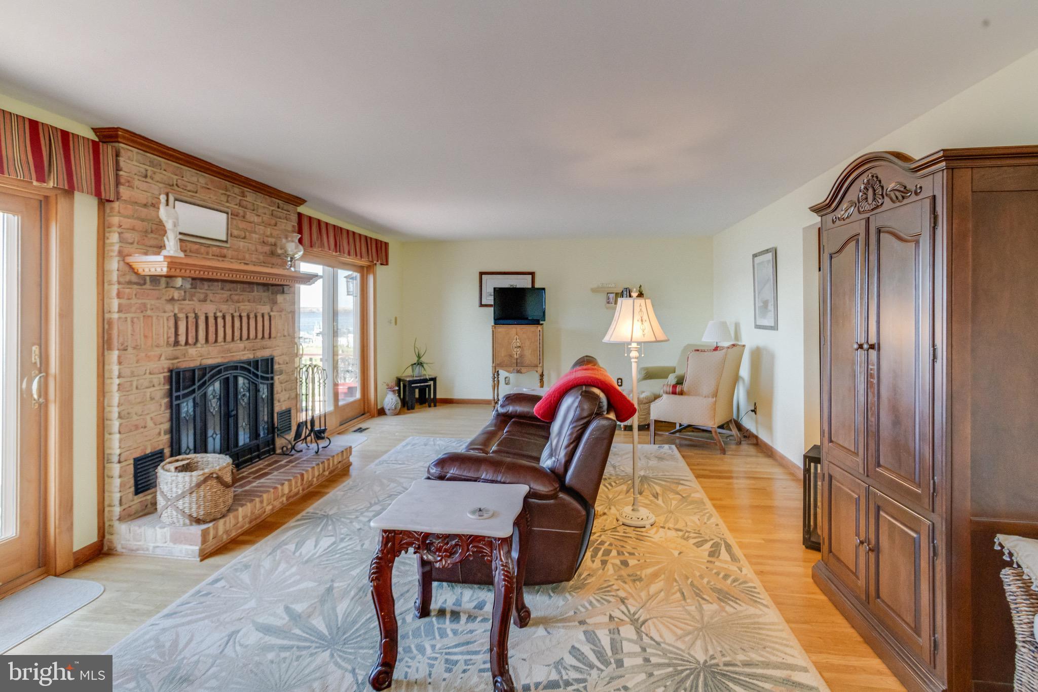 HYDE PARK - Residential