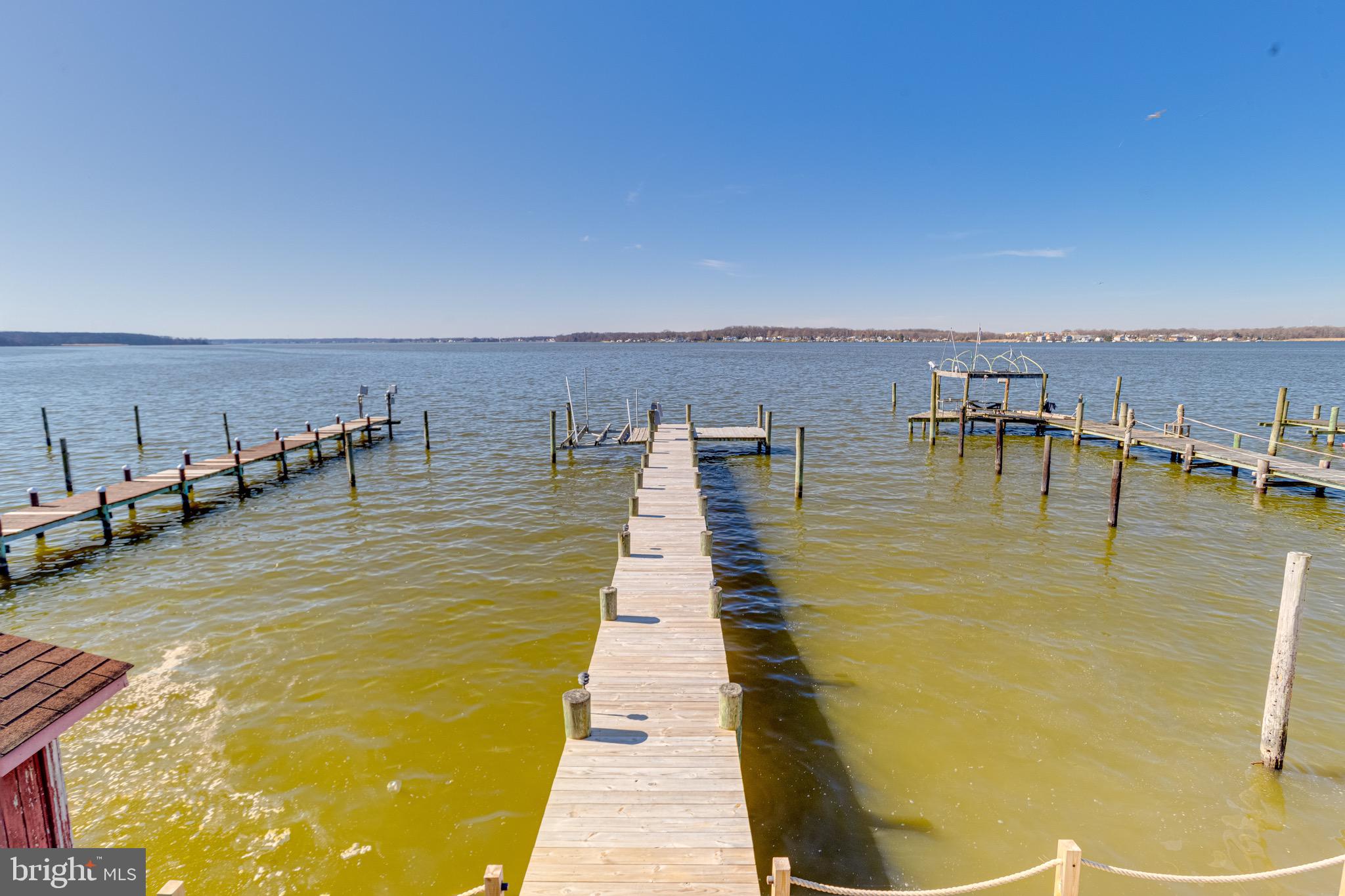 HYDE PARK - Residential