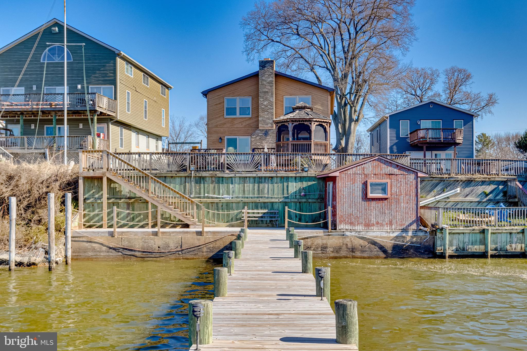 HYDE PARK - Residential