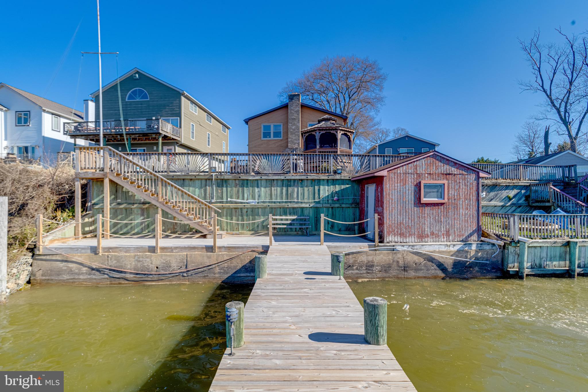 HYDE PARK - Residential