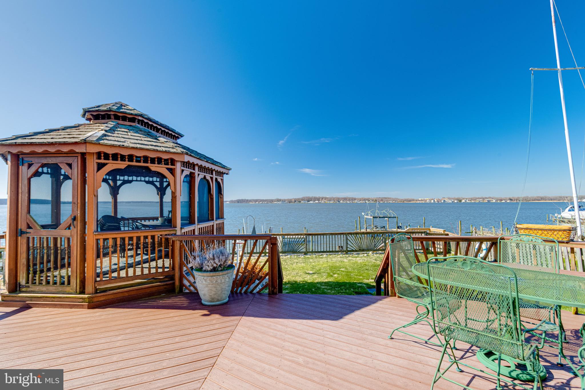 HYDE PARK - Residential