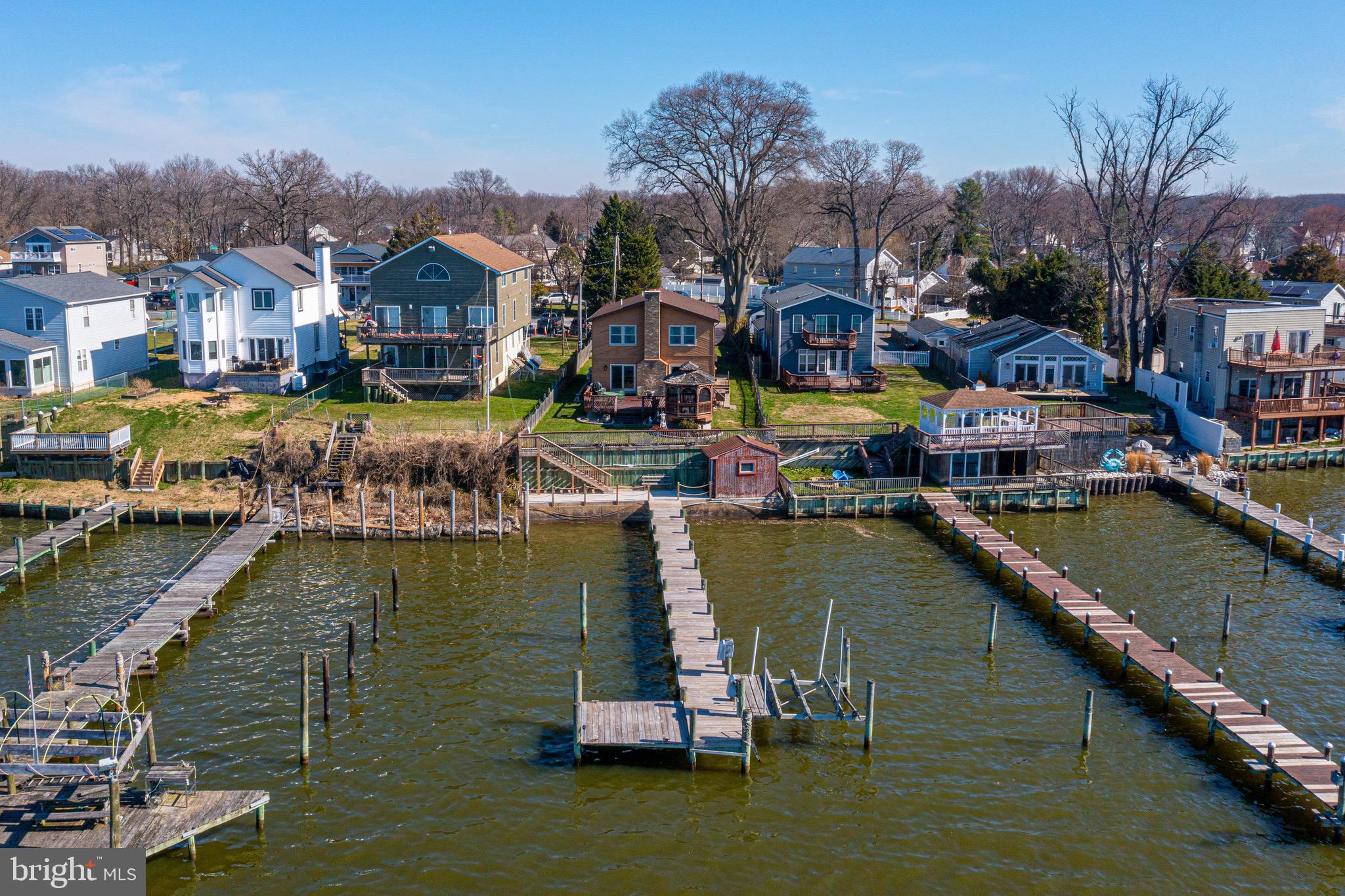 HYDE PARK - Residential