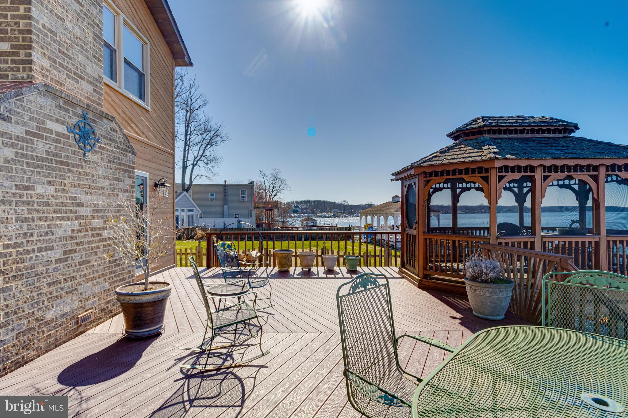 HYDE PARK - Residential