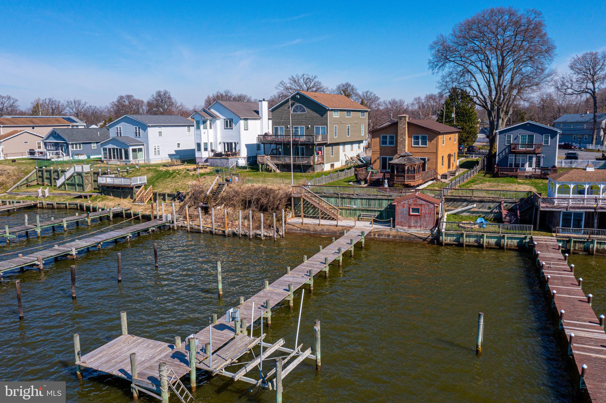 HYDE PARK - Residential