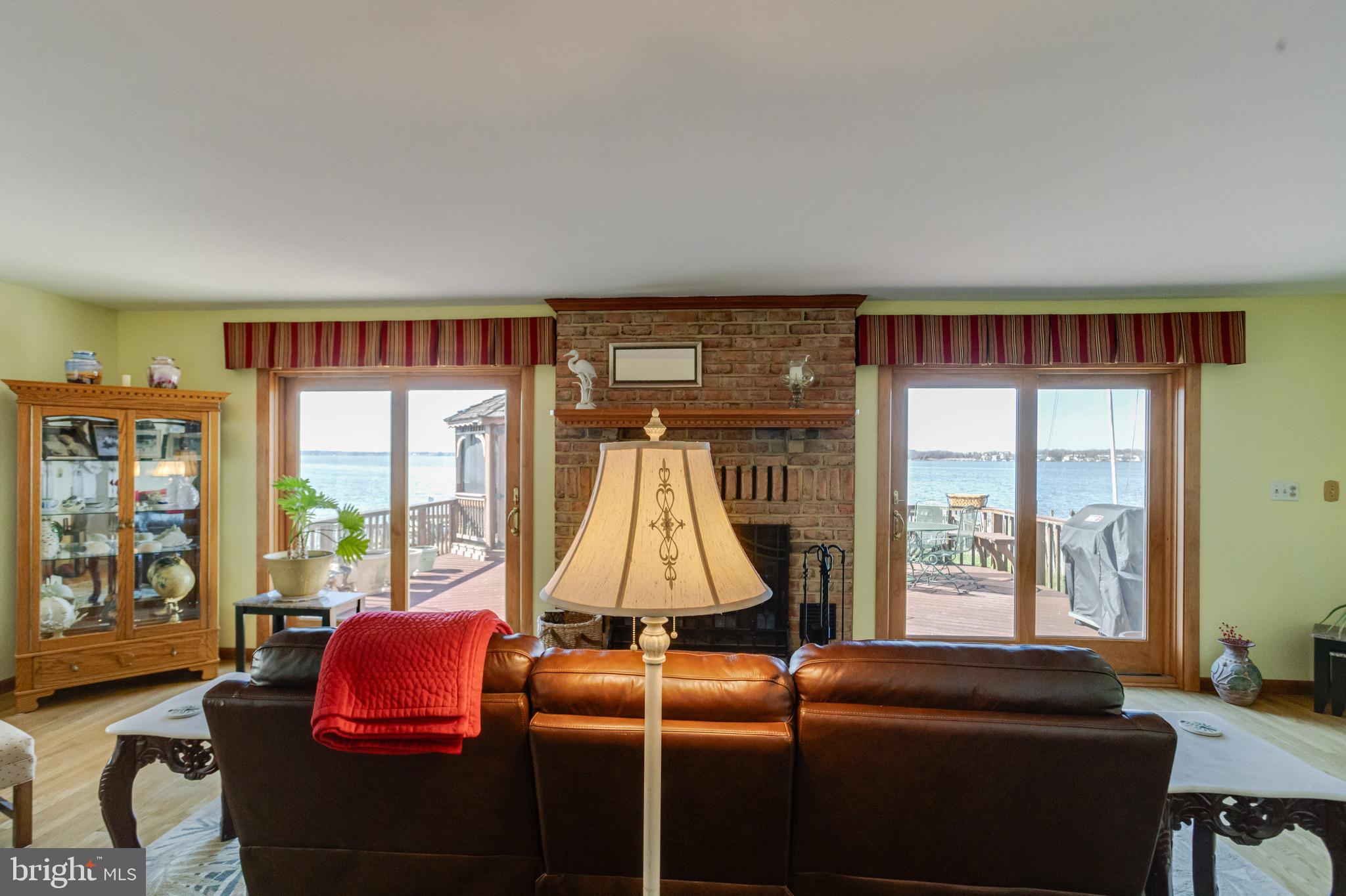 HYDE PARK - Residential