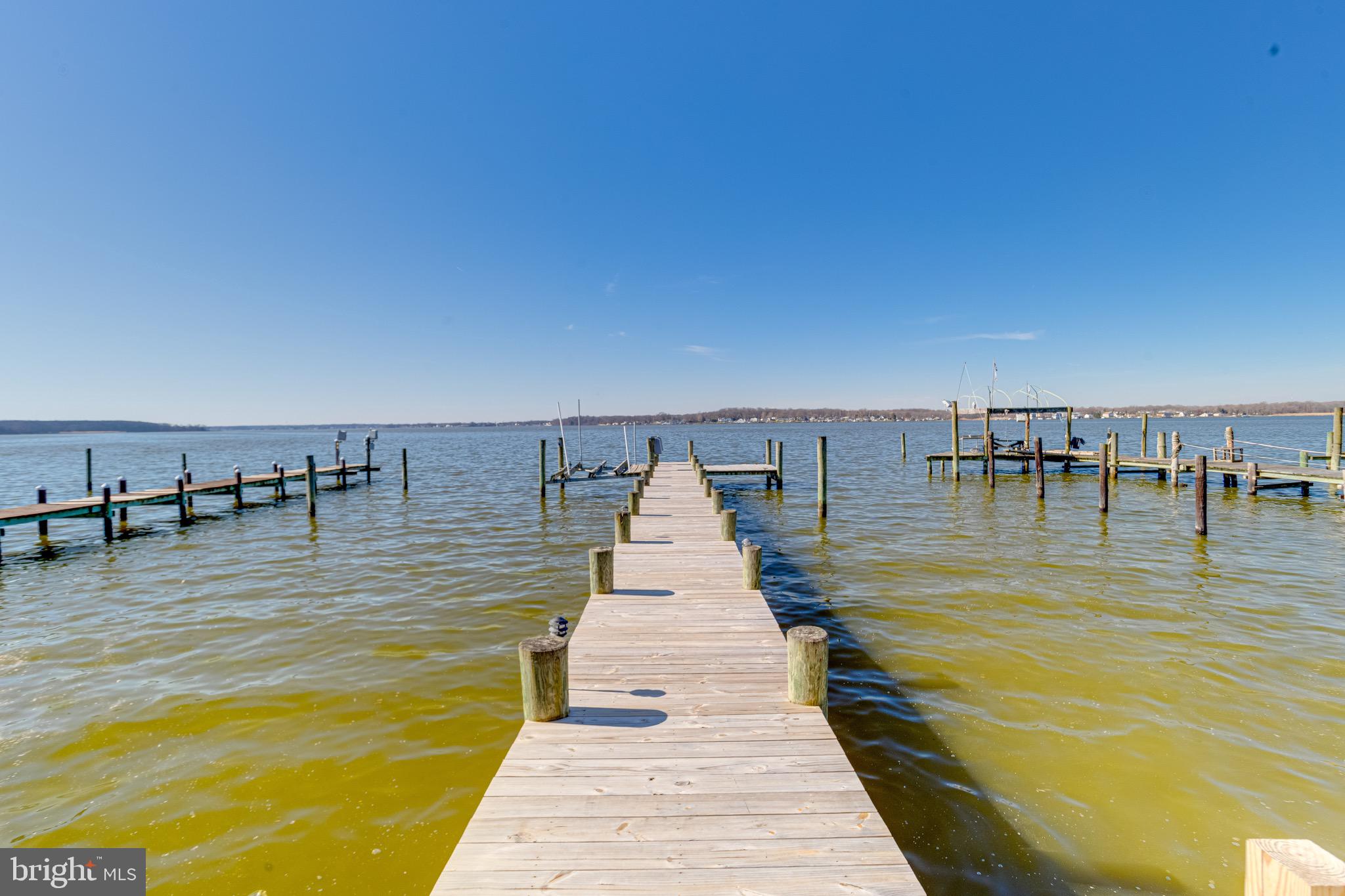 HYDE PARK - Residential