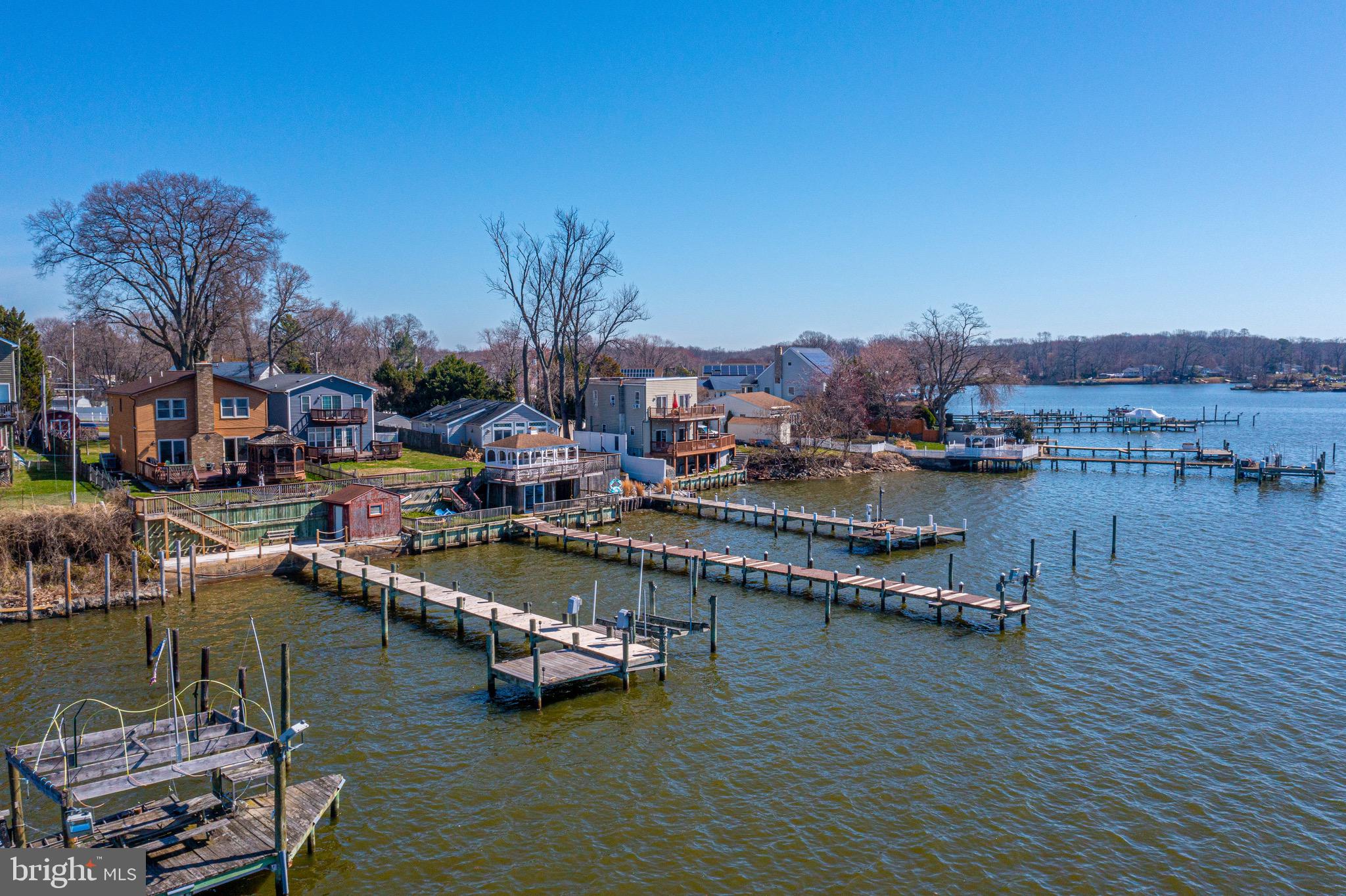 HYDE PARK - Residential