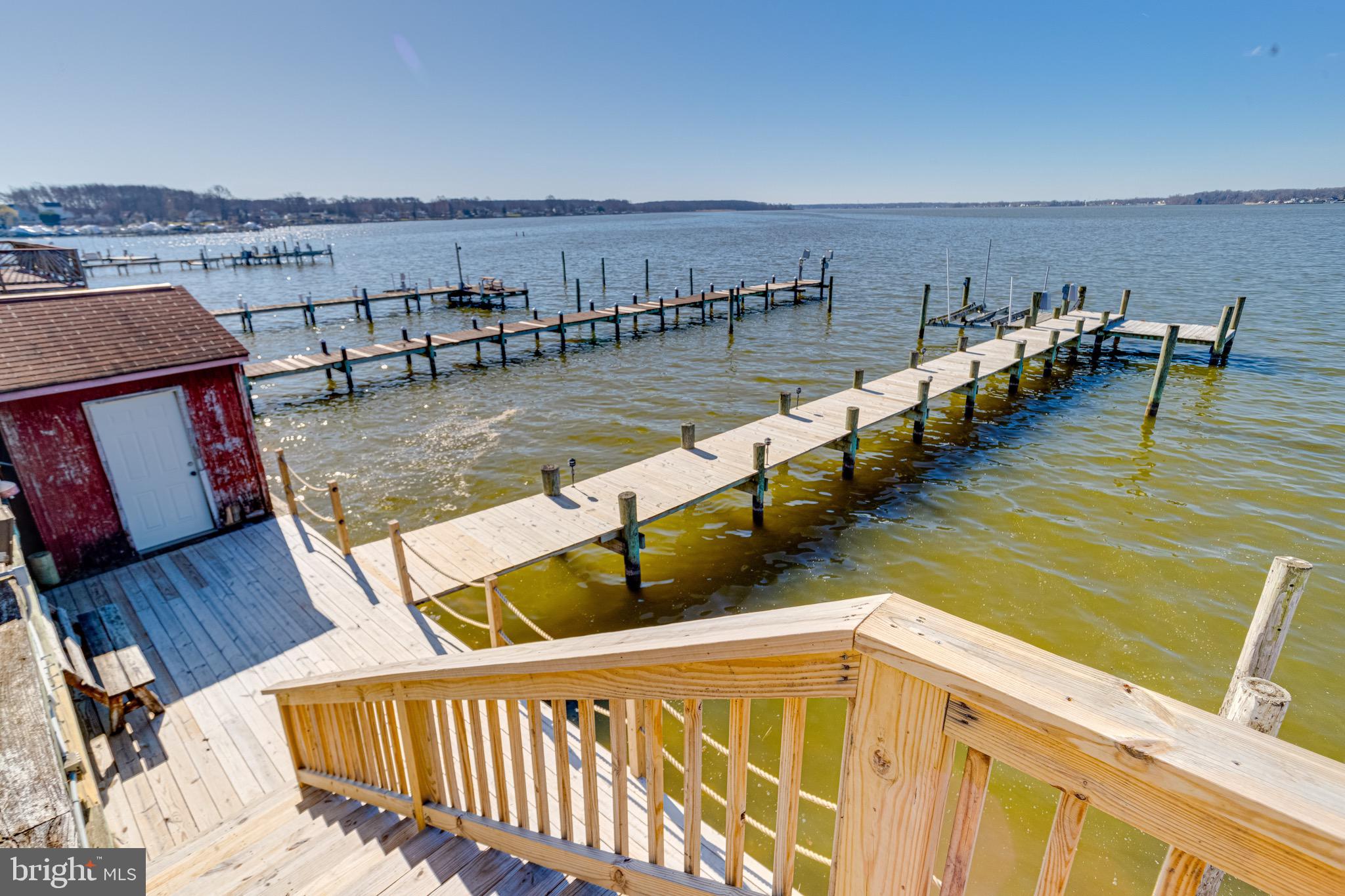 HYDE PARK - Residential