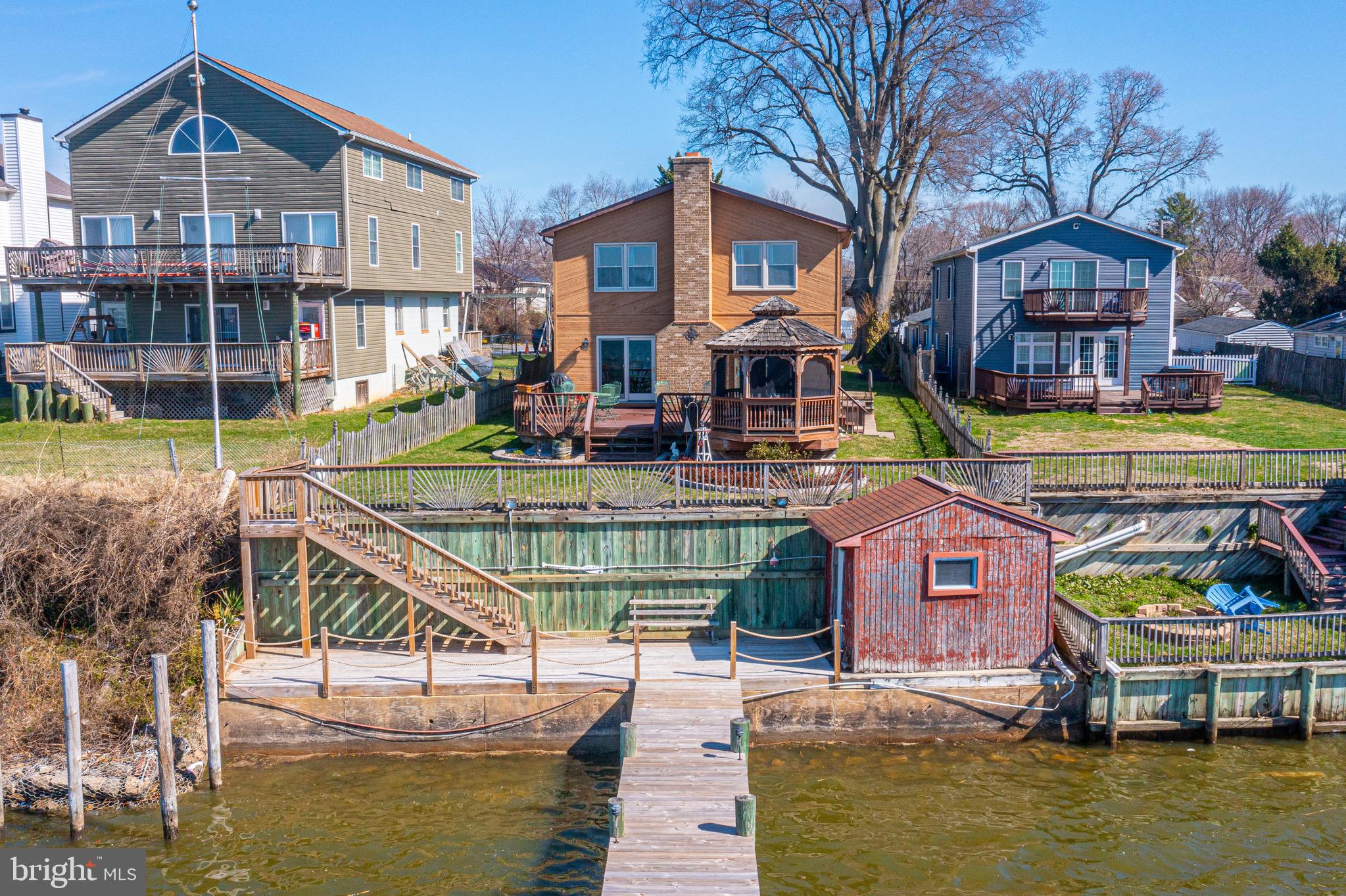 HYDE PARK - Residential