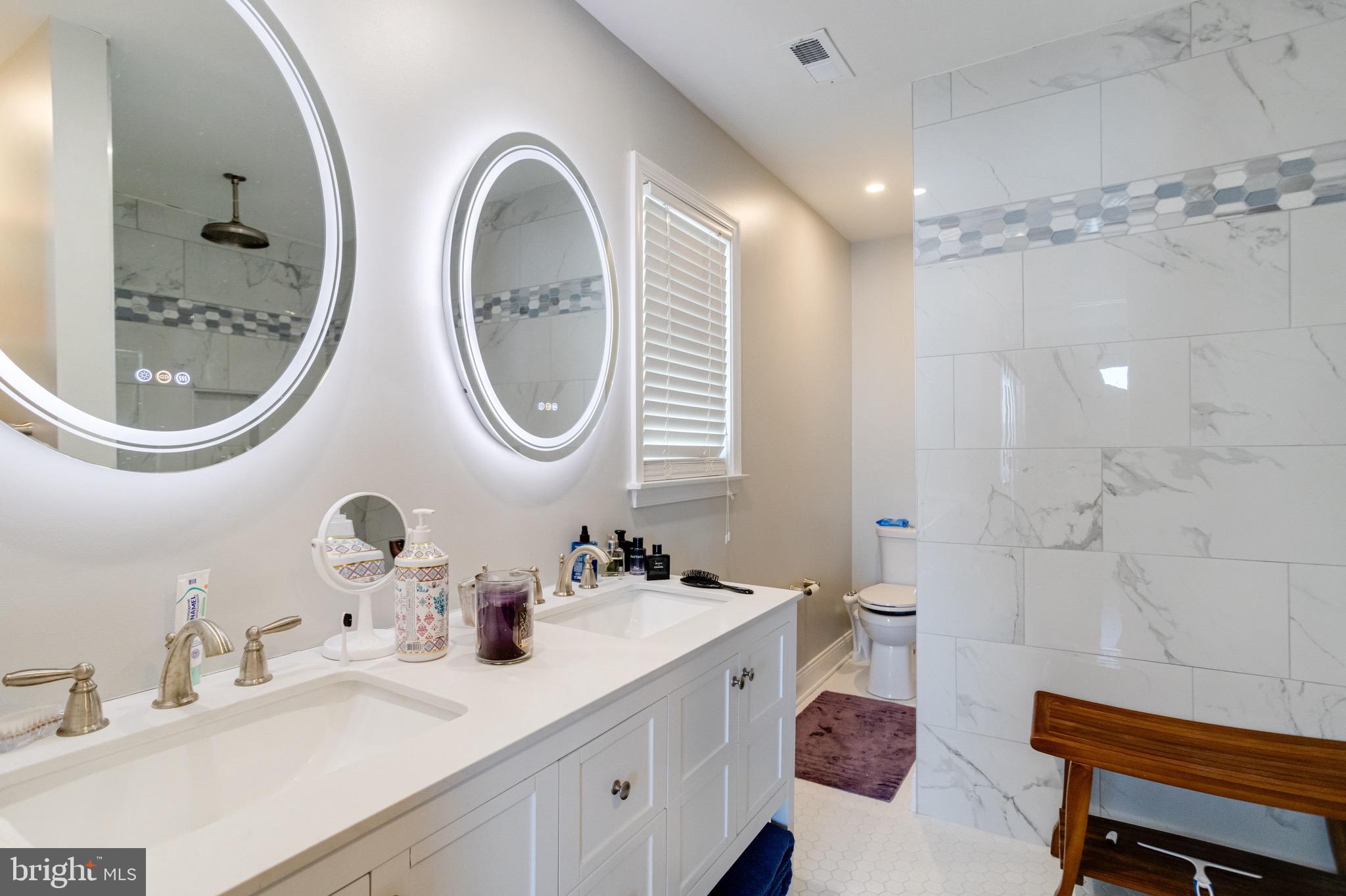 HYDE PARK - Residential