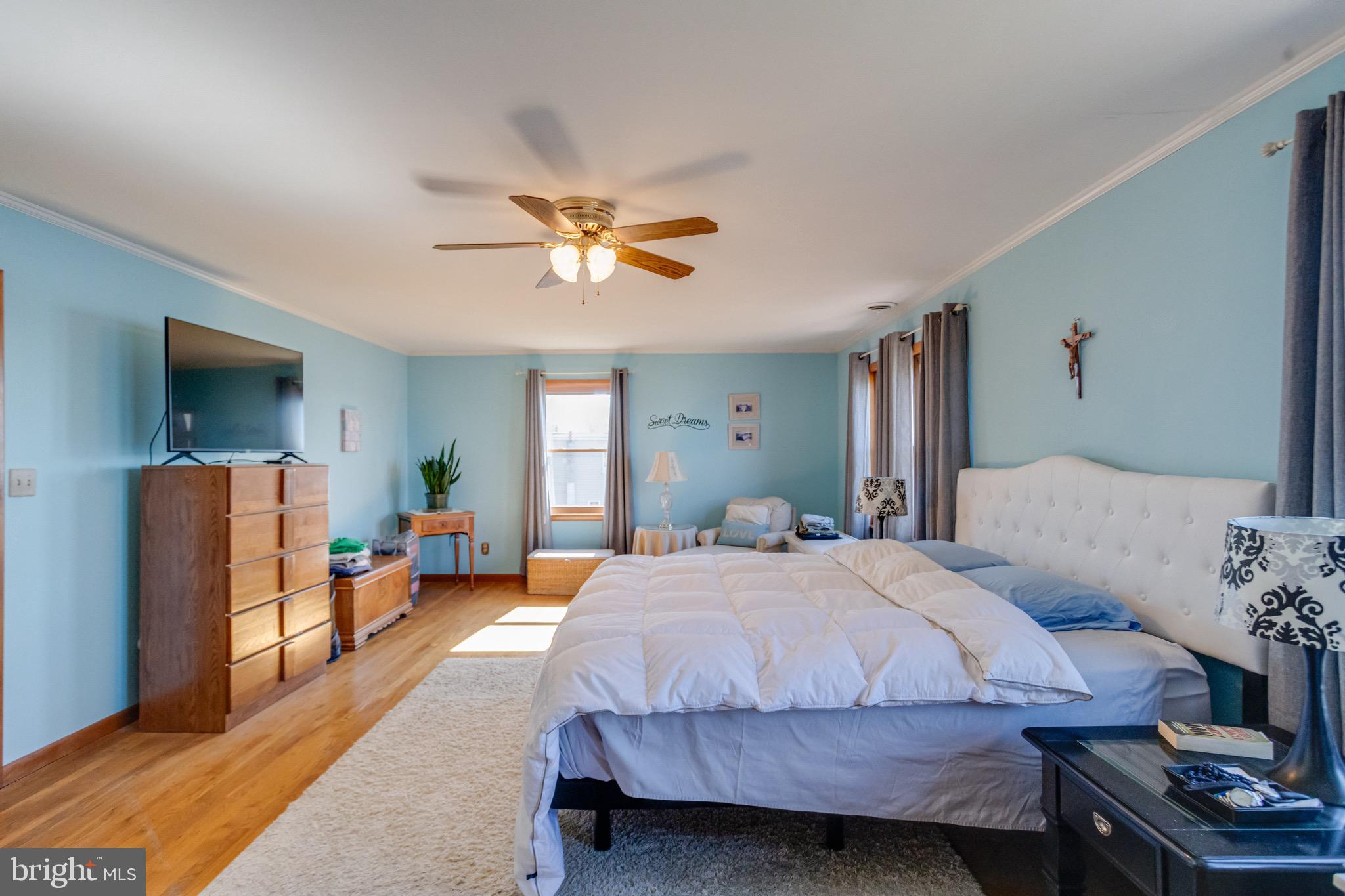 HYDE PARK - Residential