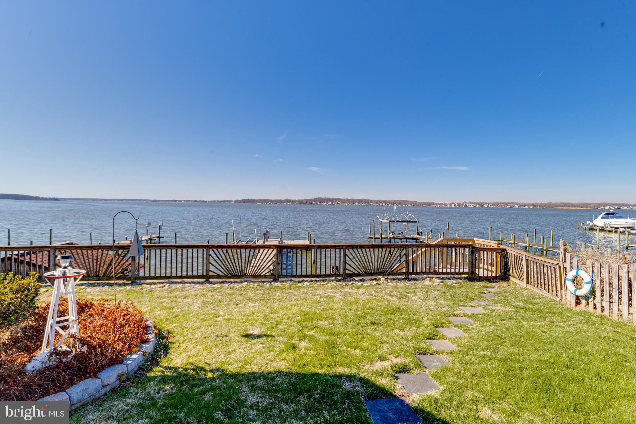 HYDE PARK - Residential