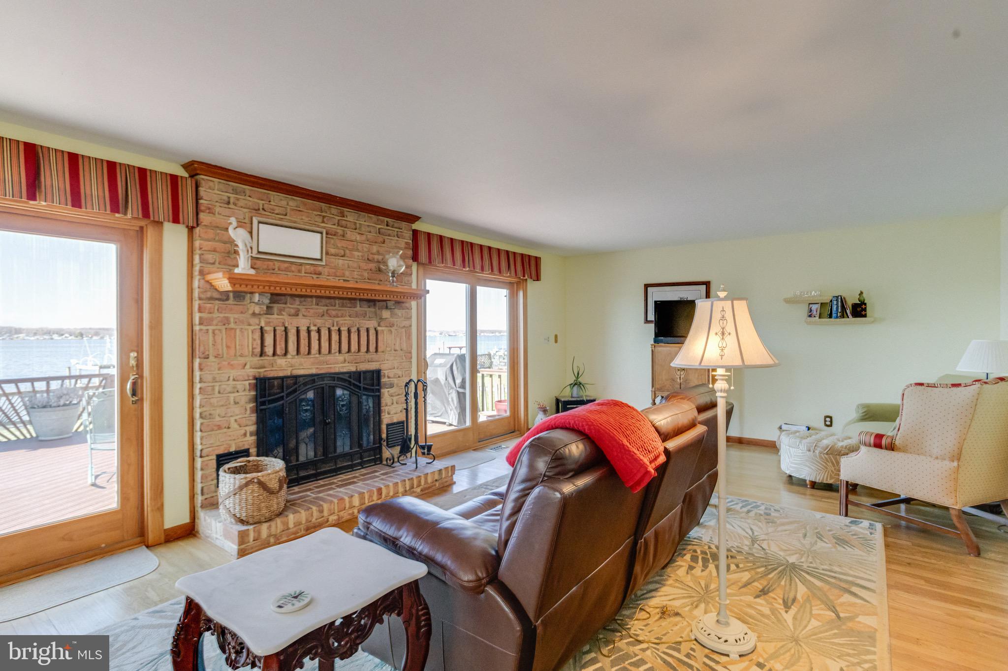 HYDE PARK - Residential