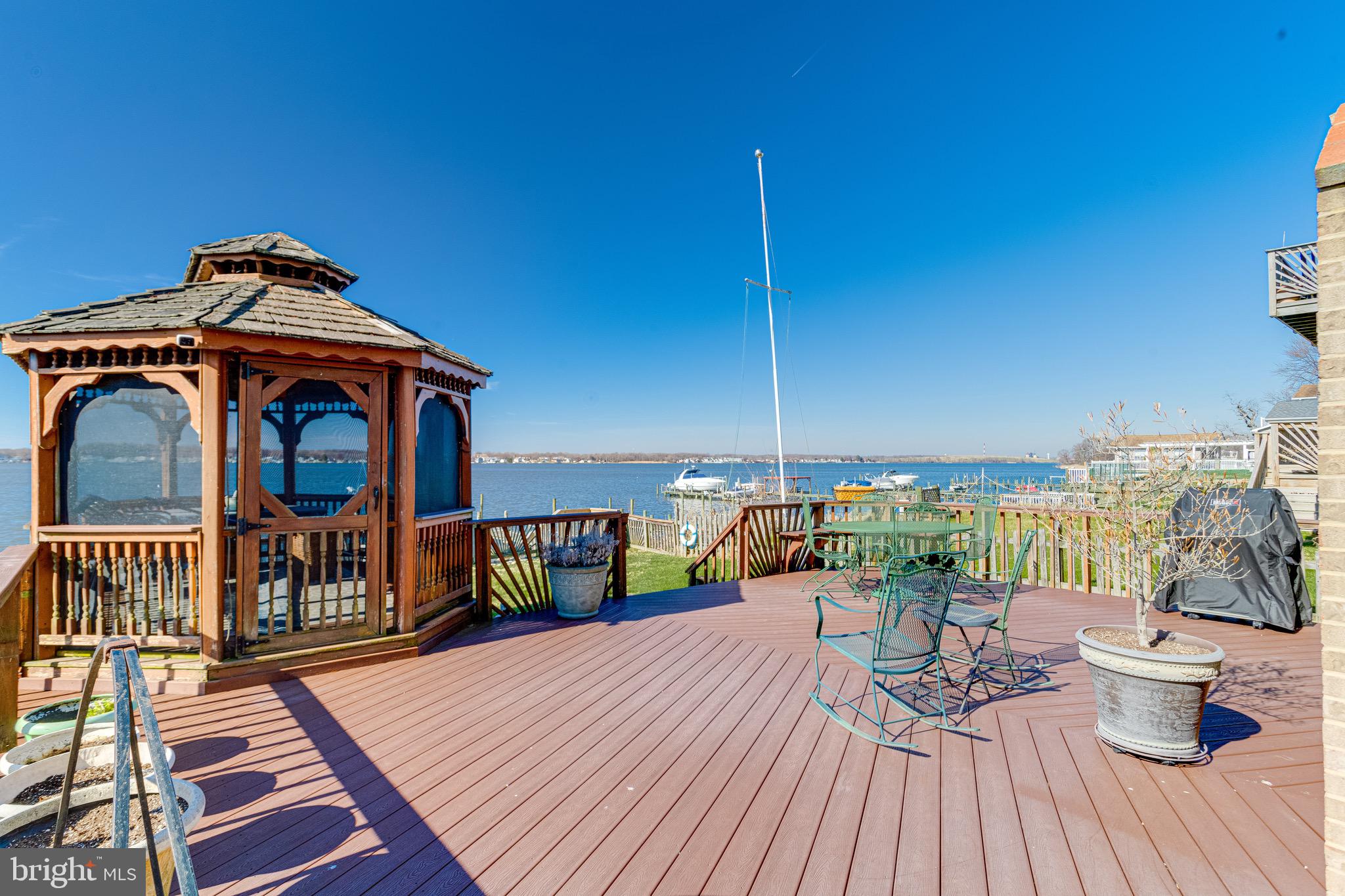 HYDE PARK - Residential