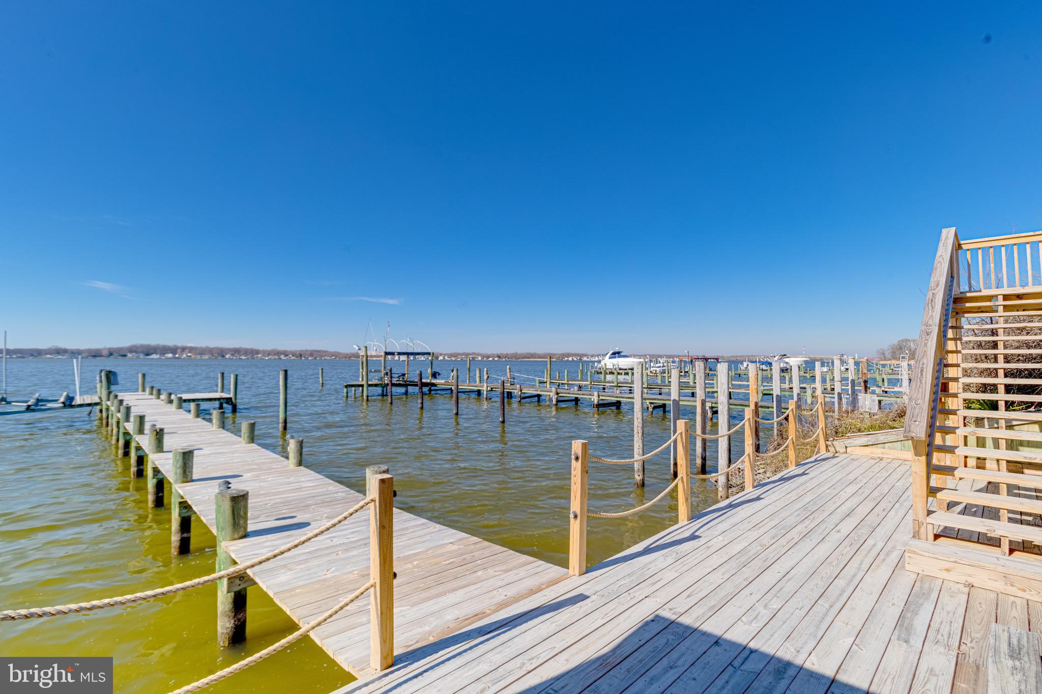 HYDE PARK - Residential