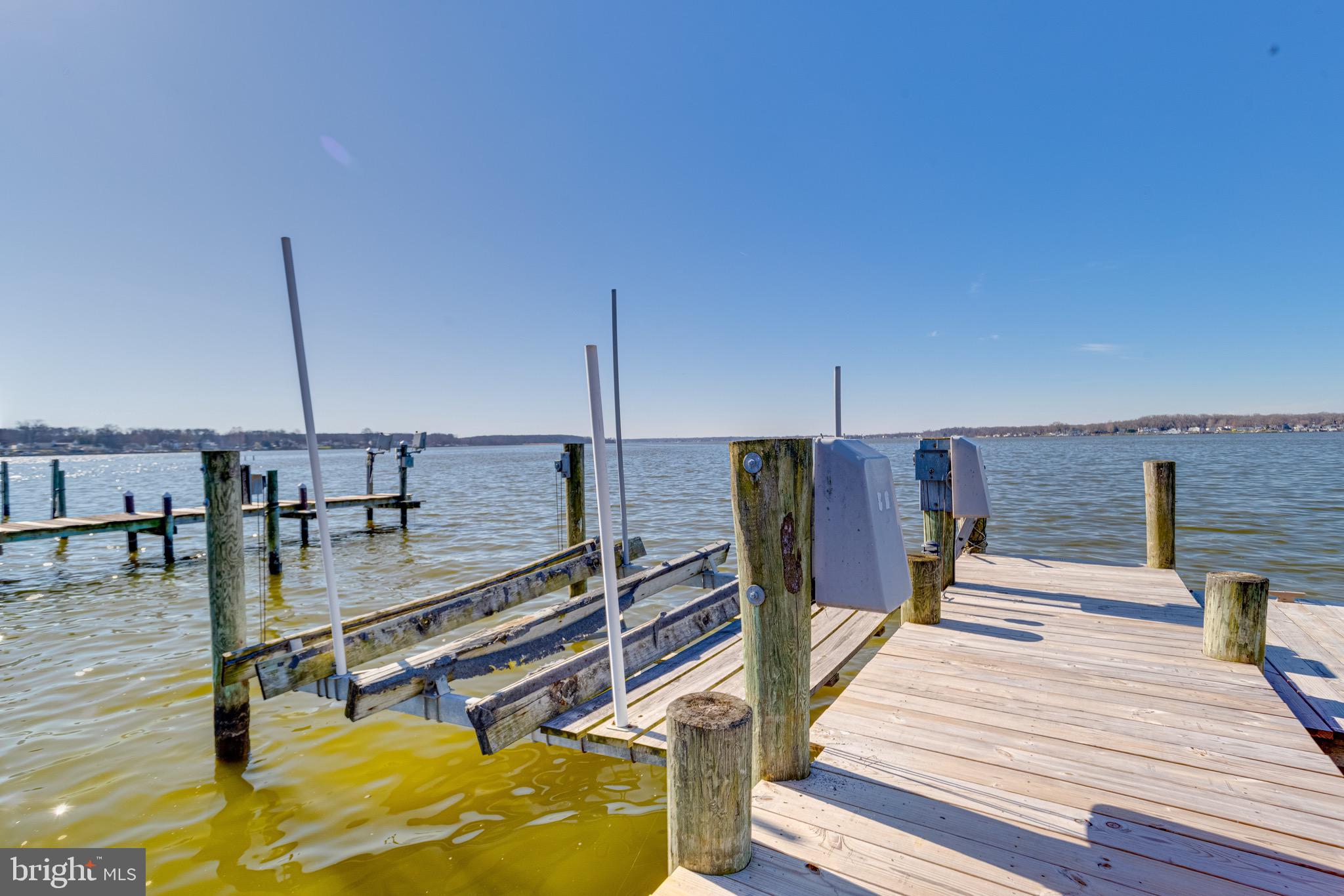 HYDE PARK - Residential