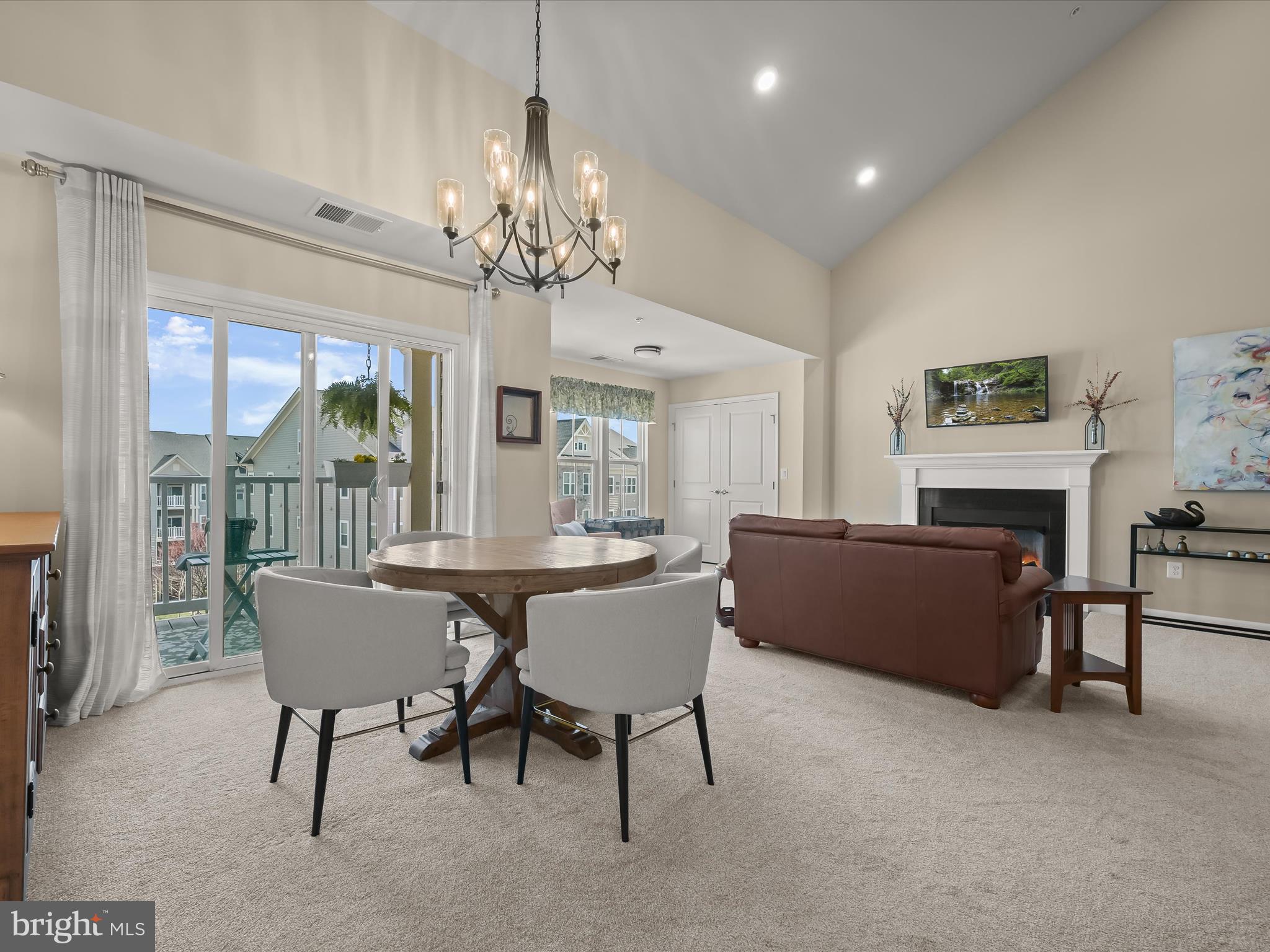 WAVERLY MEWS - Residential