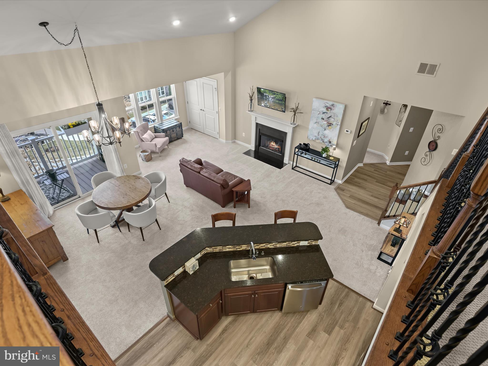 WAVERLY MEWS - Residential