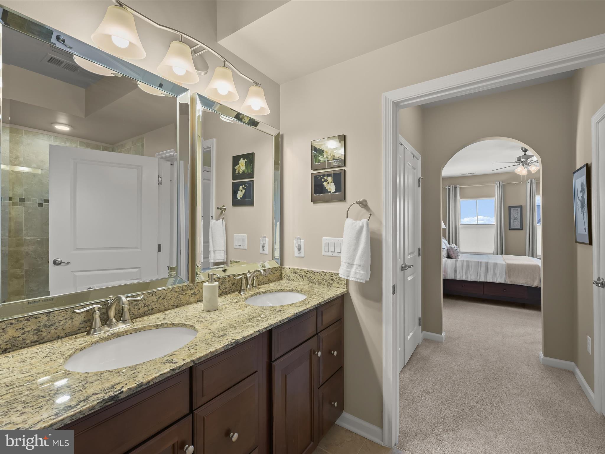 WAVERLY MEWS - Residential