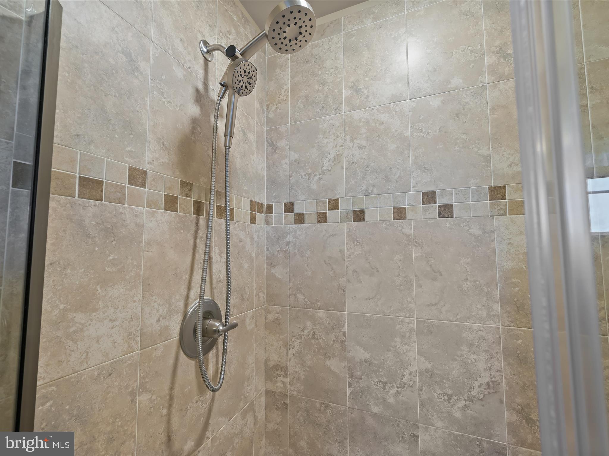 WAVERLY MEWS - Residential