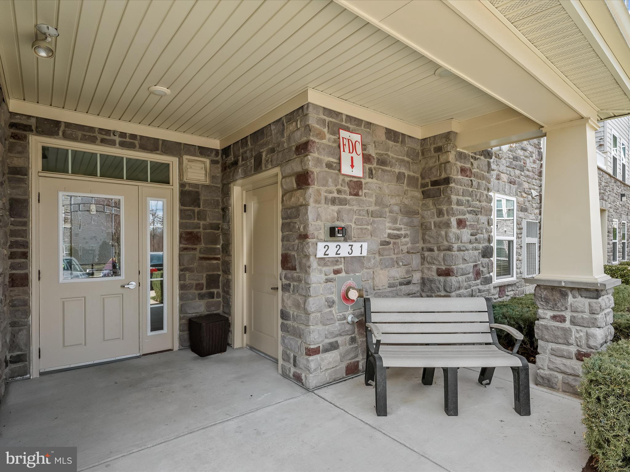 WAVERLY MEWS - Residential