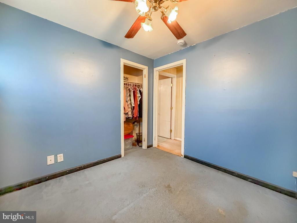 ROSLYN - Residential